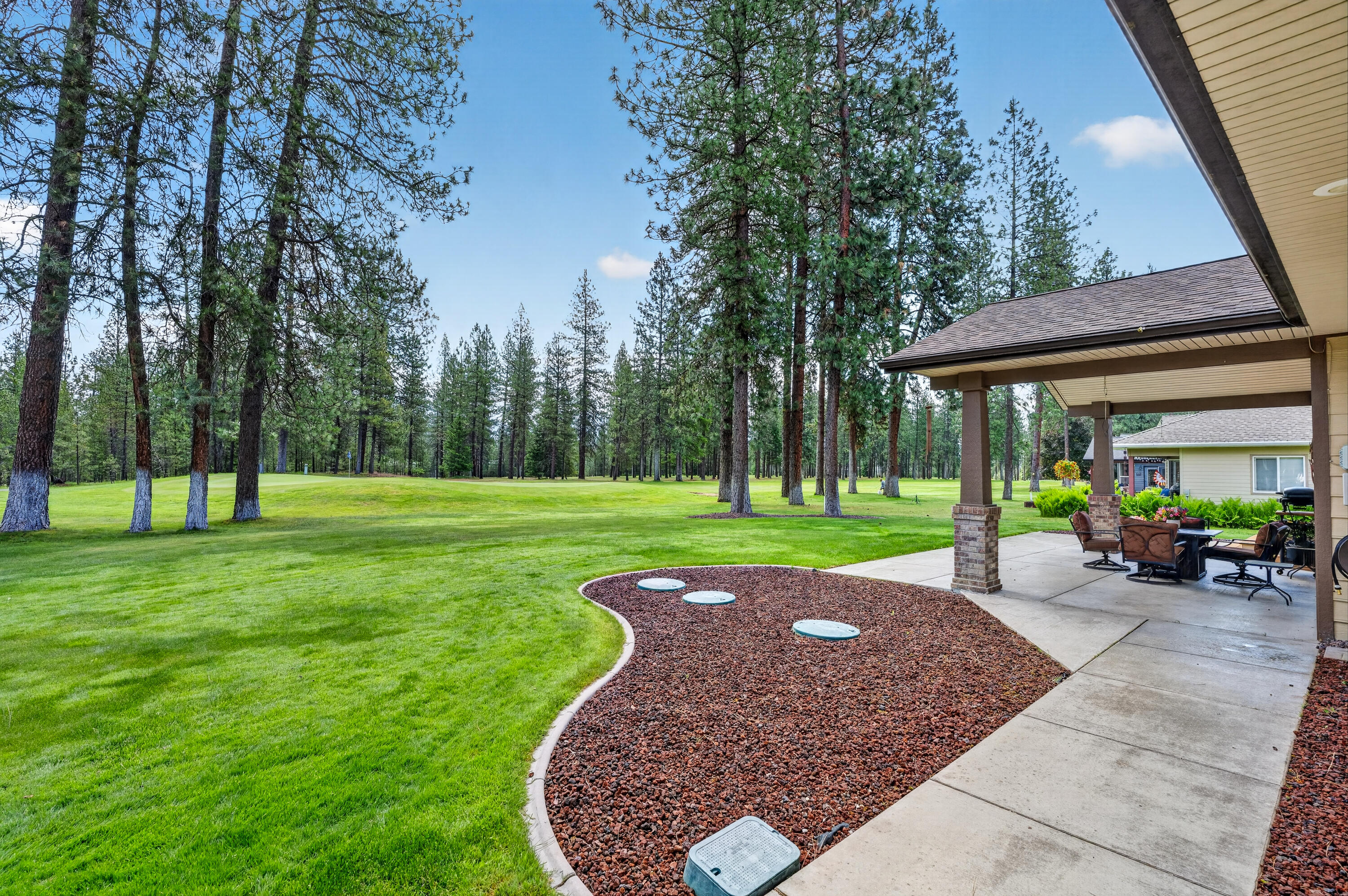 
                        Property photograph at
                        257 EAGLE DR
                      
