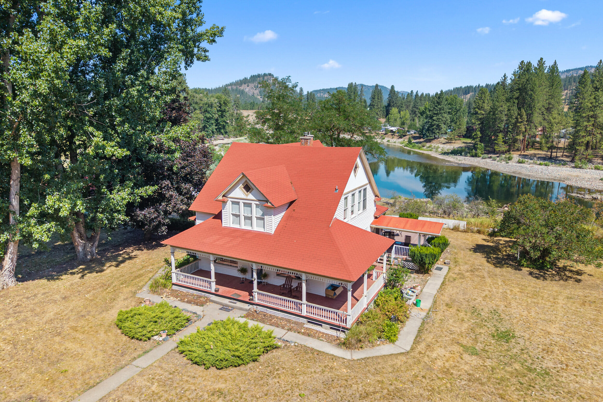 
                        Property photograph at
                        2339 KETTLE RIVER RD
                      