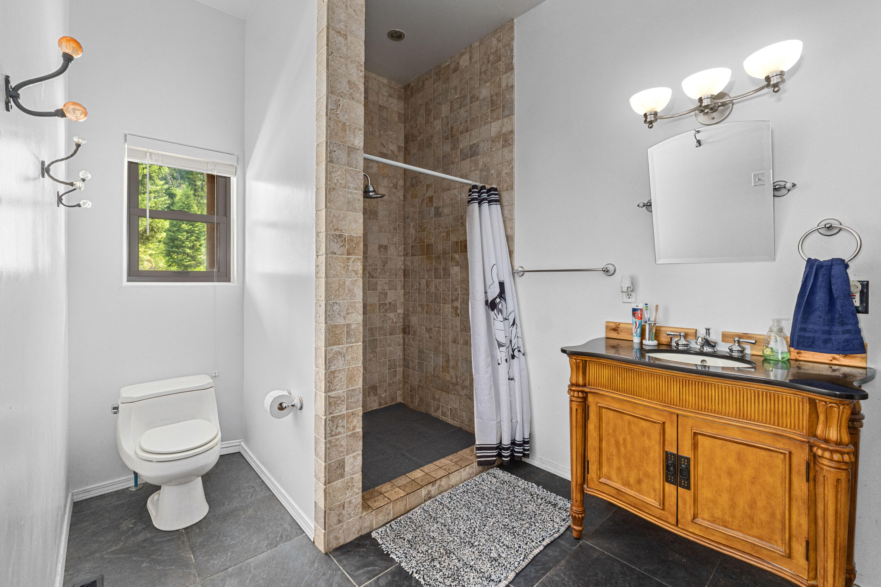 
                        Property photograph at
                        3733 V SAND CREEK RD
                      