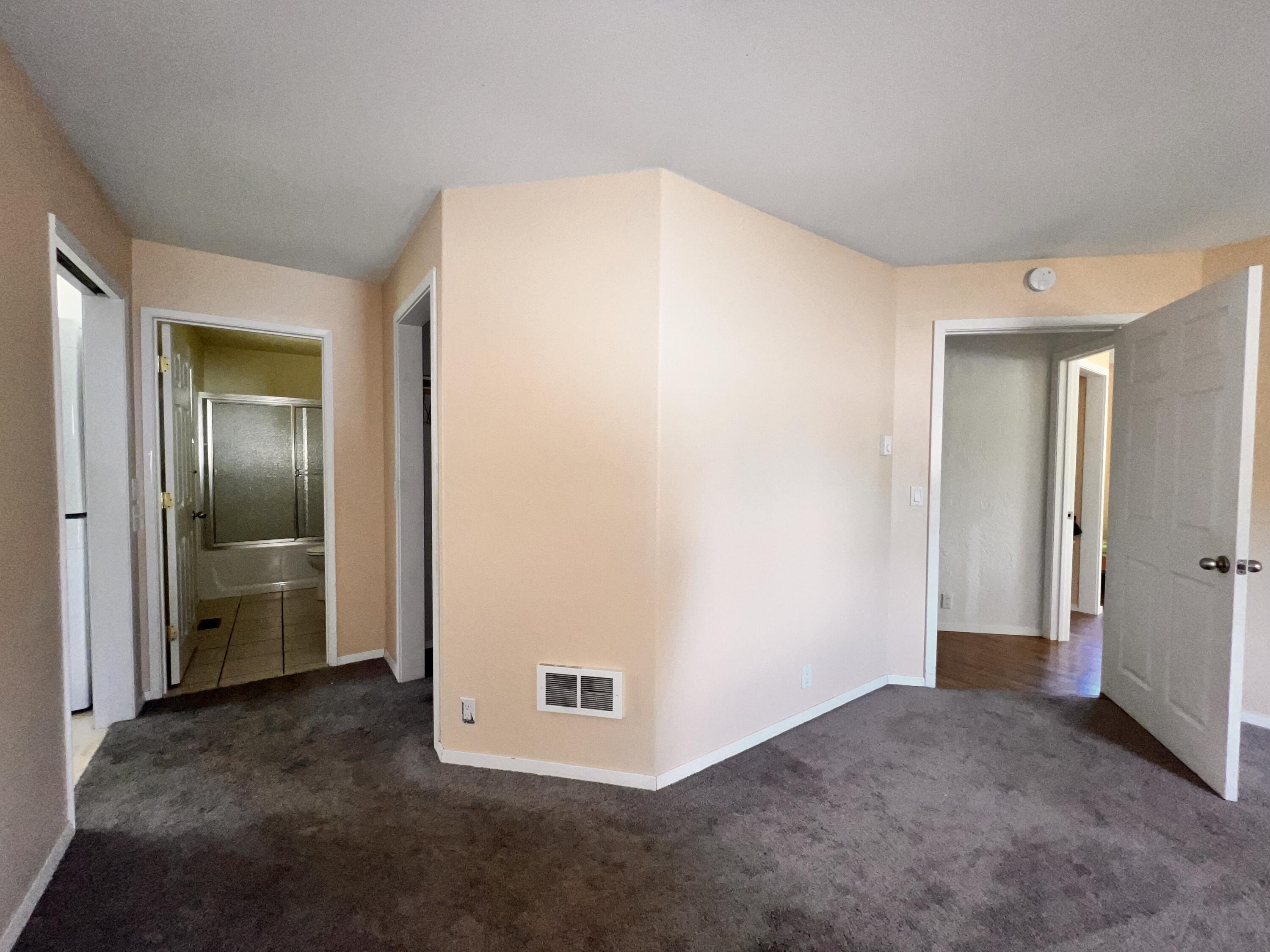 
                        Property photograph at
                        17320 HIGHWAY 21 N
                      