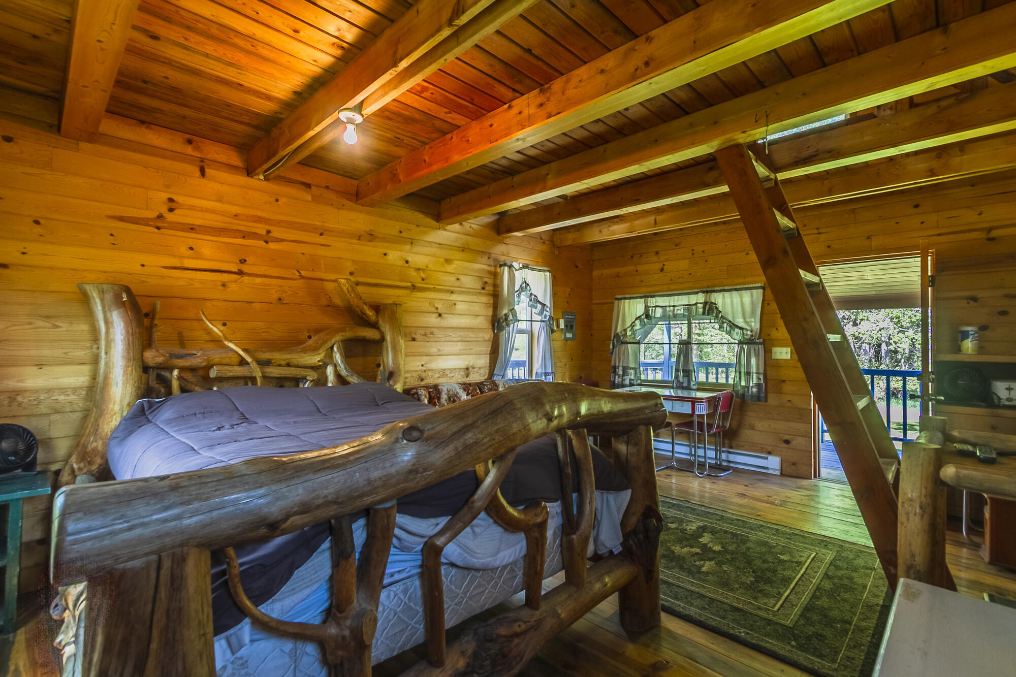 
                        Property photograph at
                        798 BARZEE RD
                      