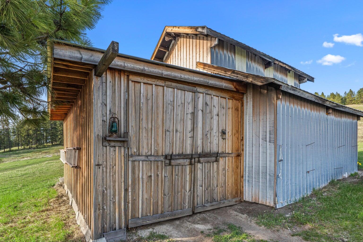 
                        Property photograph at
                        717 CONRAD HILL WAY
                      