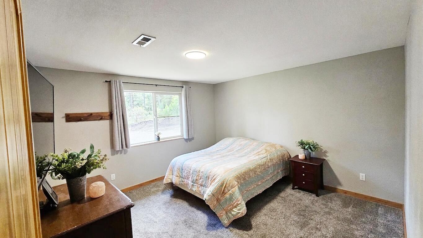 
                        Property photograph at
                        3277 OLD BALDY RD
                      