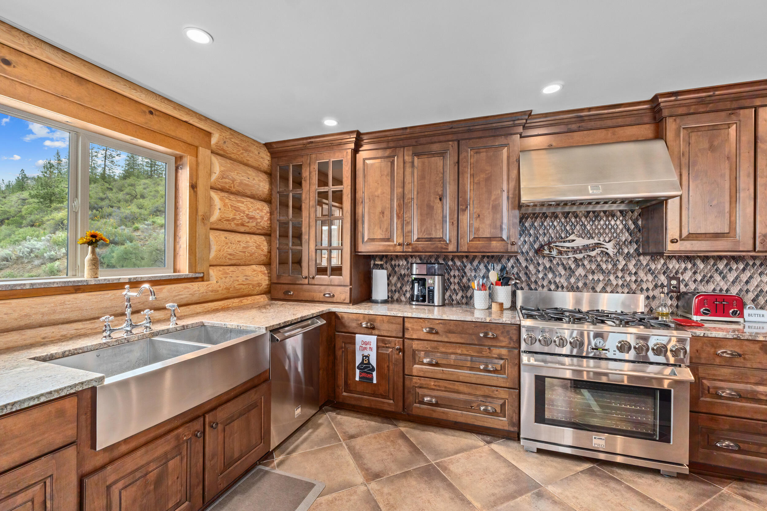 
                        Property photograph at
                        33905 WINTERWOOD LN E
                      