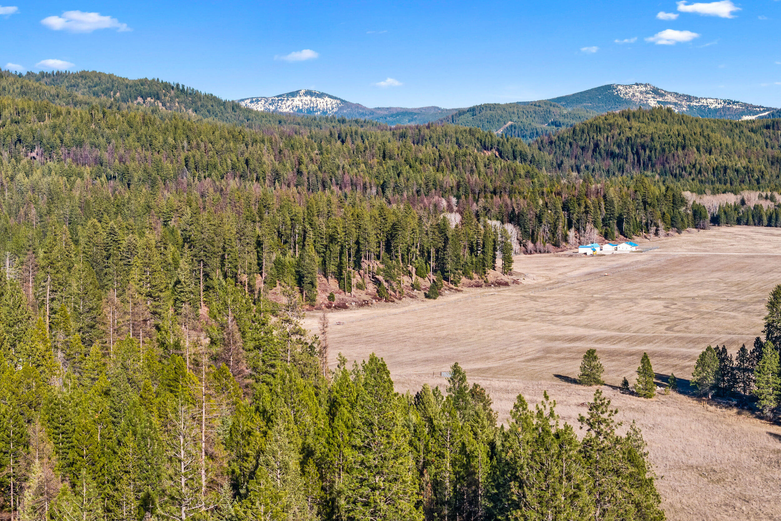 
                        Property photograph at
                        28XX BURNT VALLEY (20AC) RD
                      