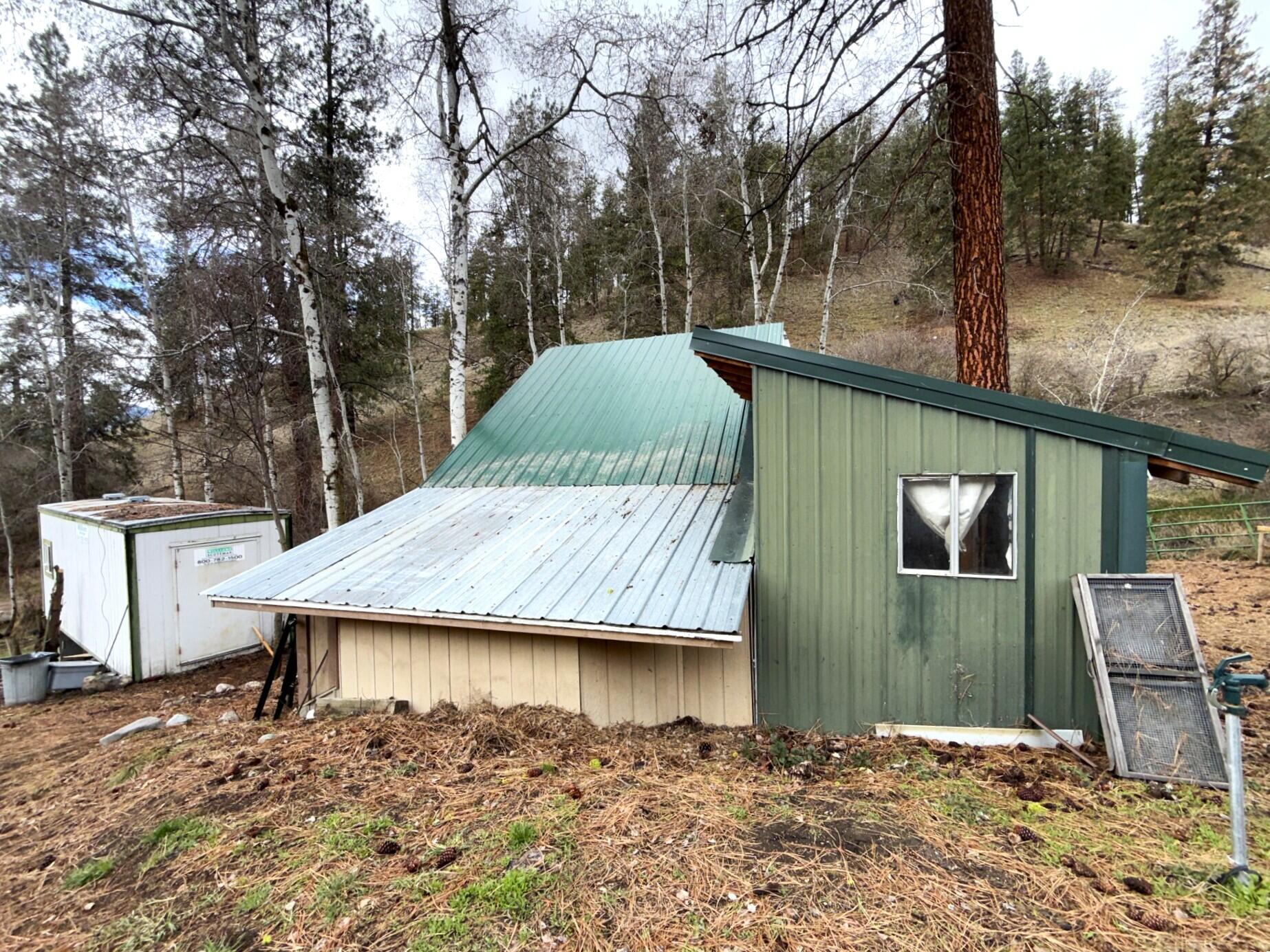 
                        Property photograph at
                        TBD COTTONWOOD CREEK RD
                      
