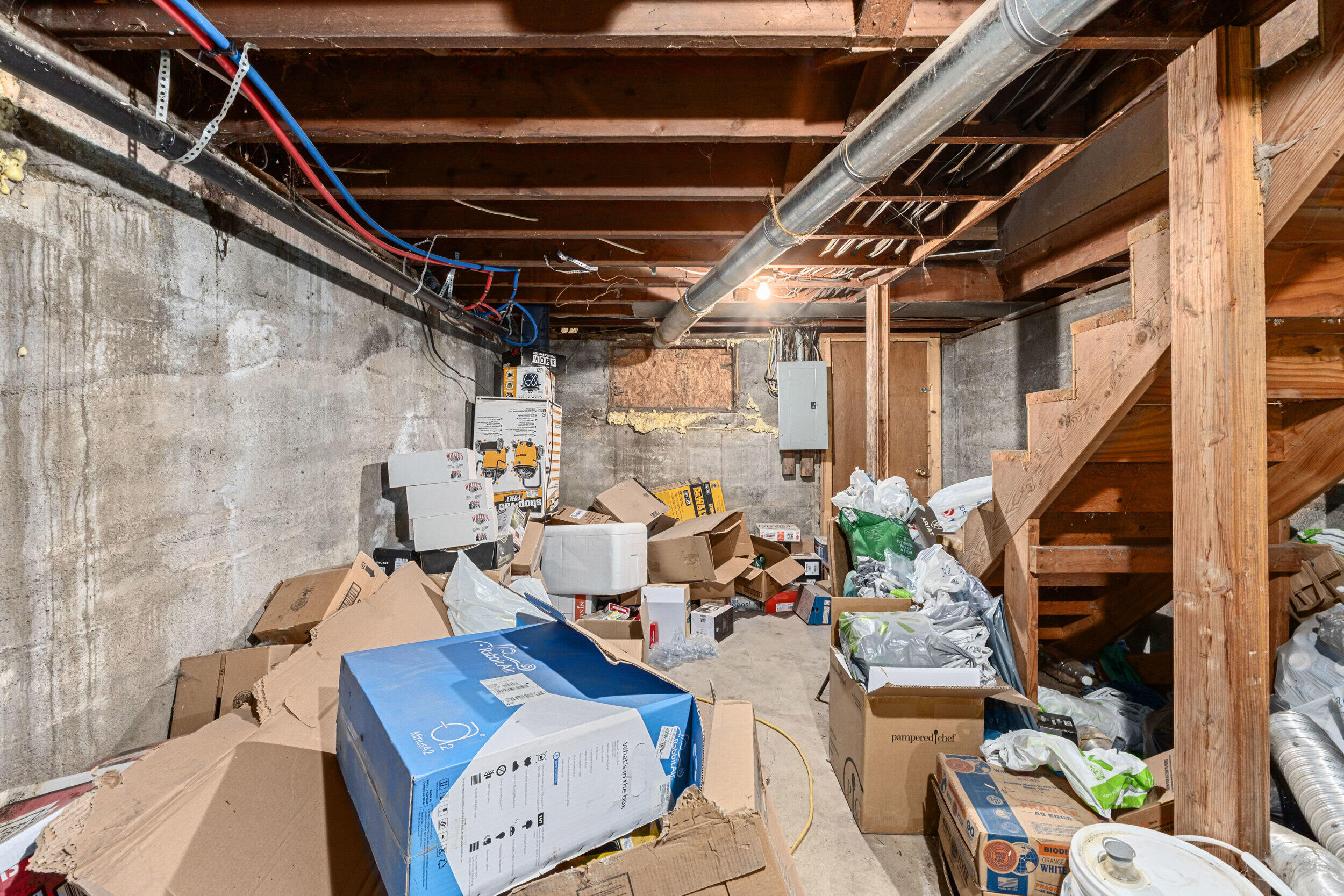 
                        Property photograph at
                        3031 HALL CREEK RD
                      