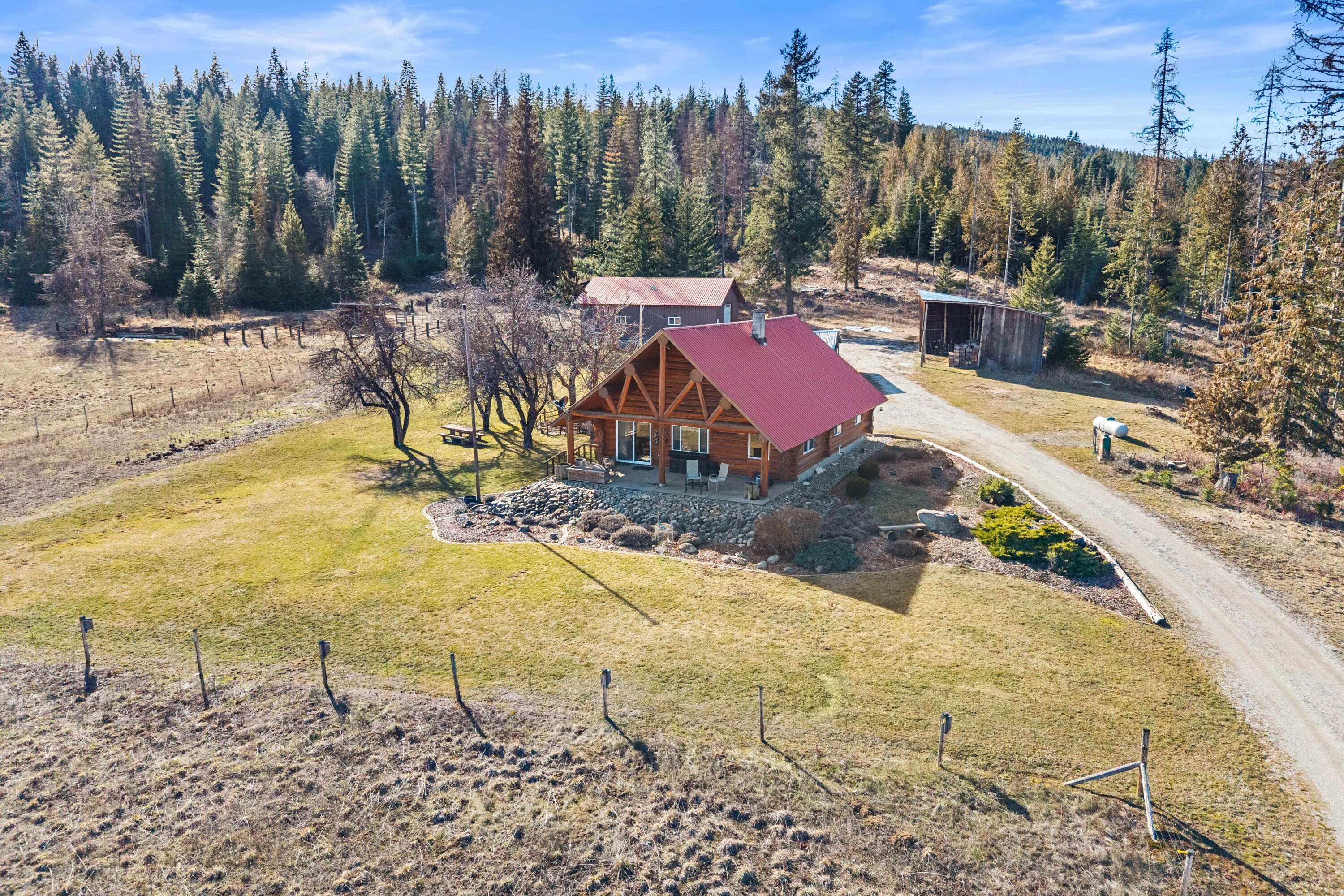 
                        Property photograph at
                        1114 N STOHR RD
                      