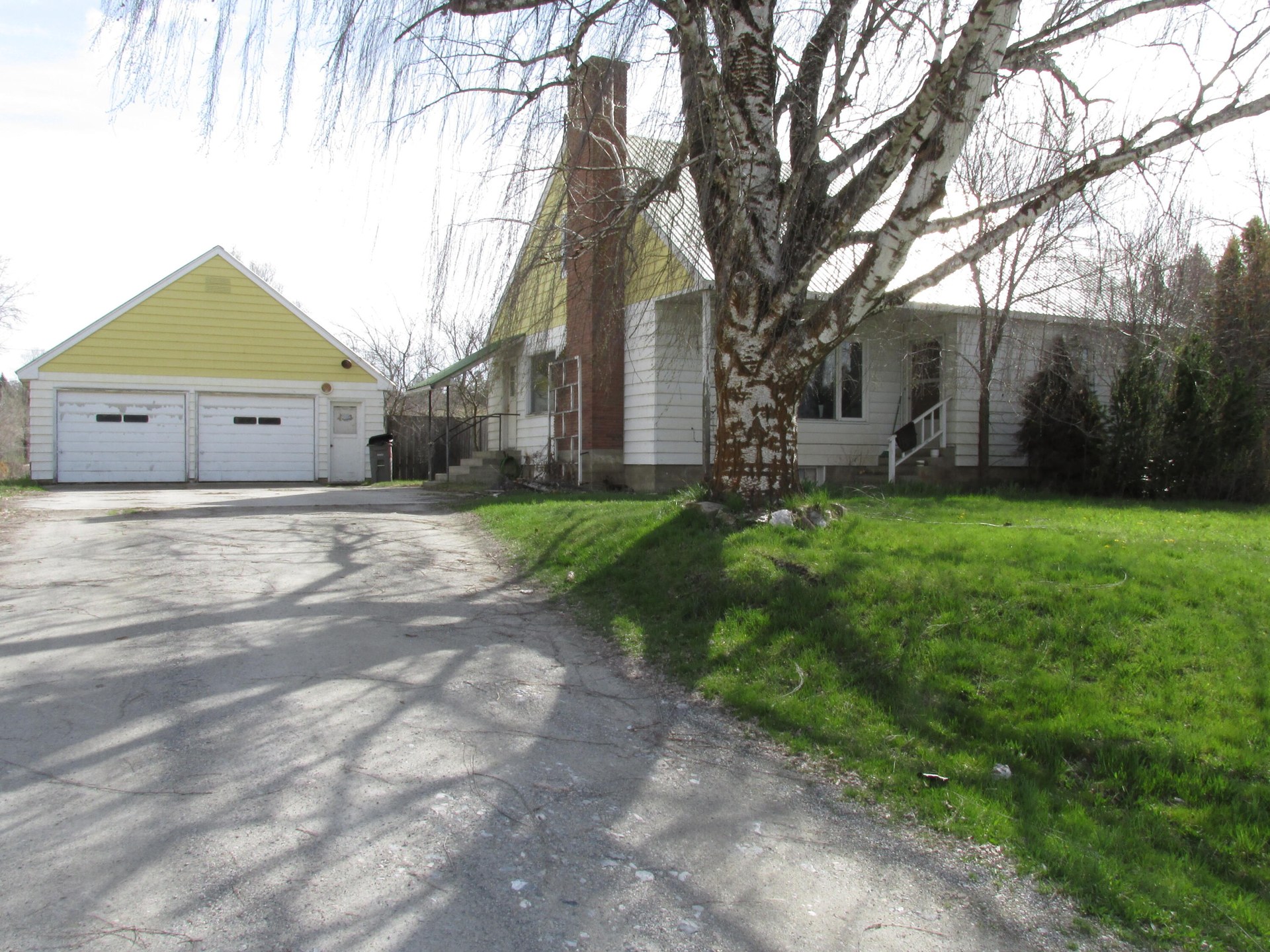
                        Property photograph at
                        1325 S MAIN ST
                      