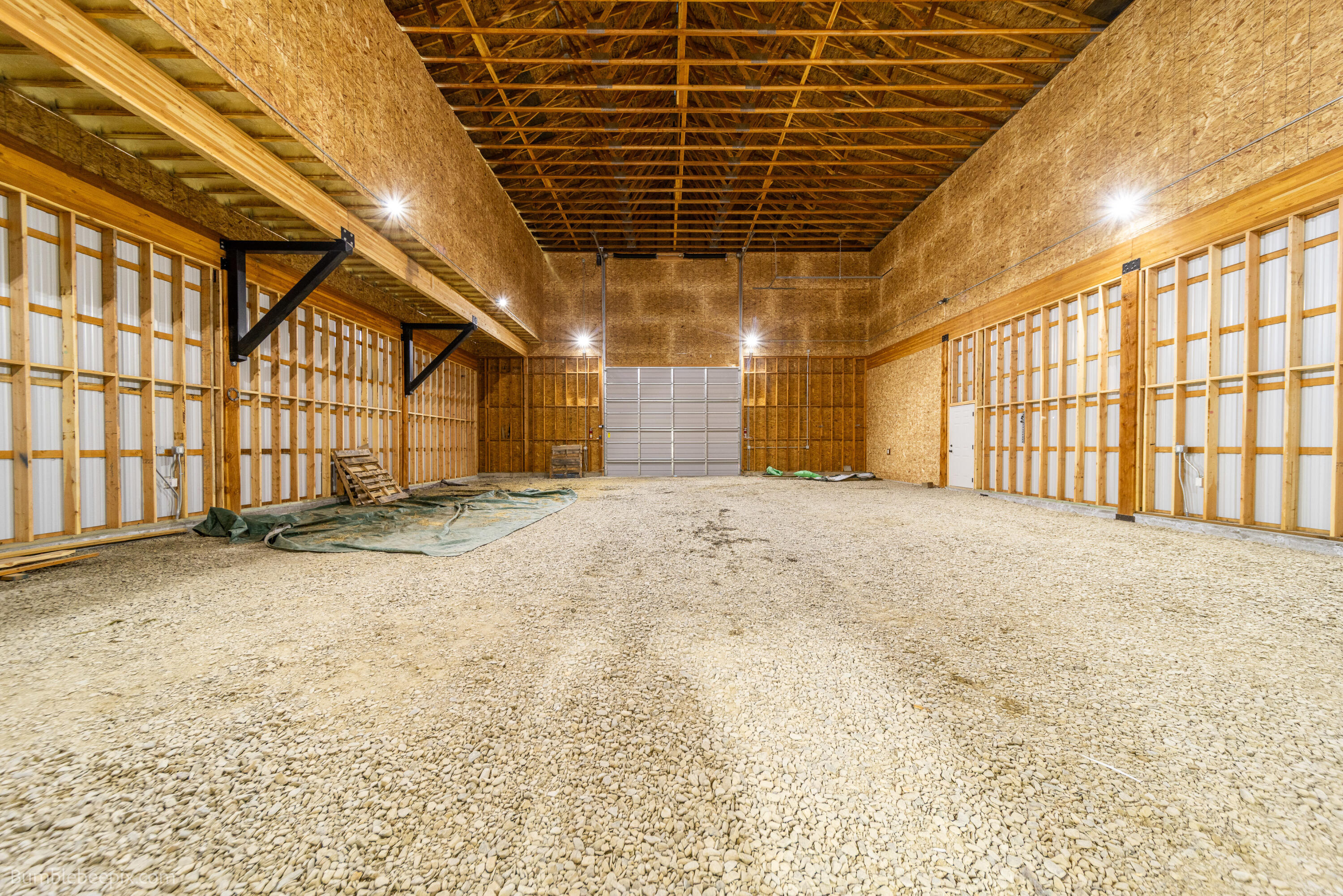 
                        Property photograph at
                        393958 HIGHWAY 20
                      