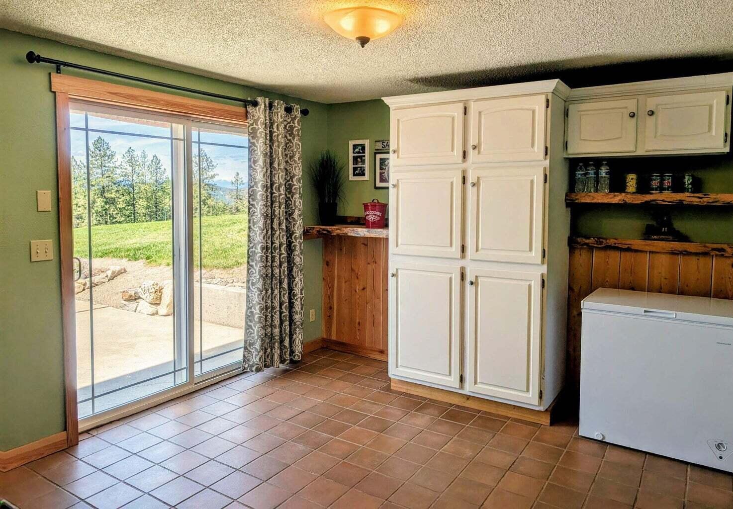 
                        Property photograph at
                        717 CONRAD HILL WAY
                      