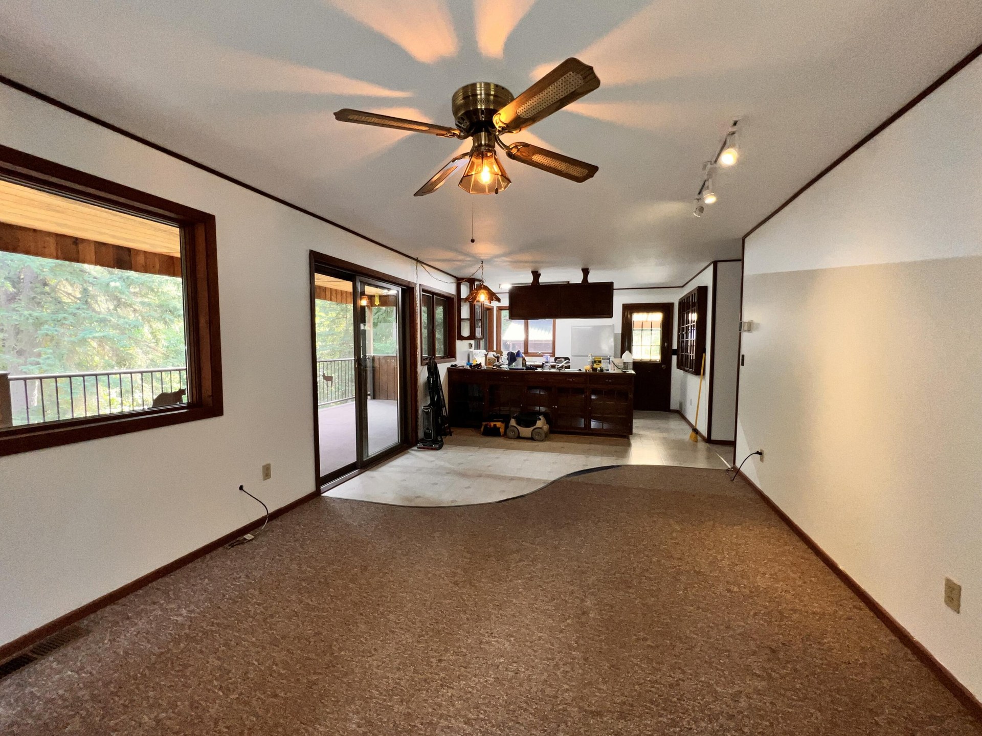 
                        Property photograph at
                        5 VISTA DR
                      