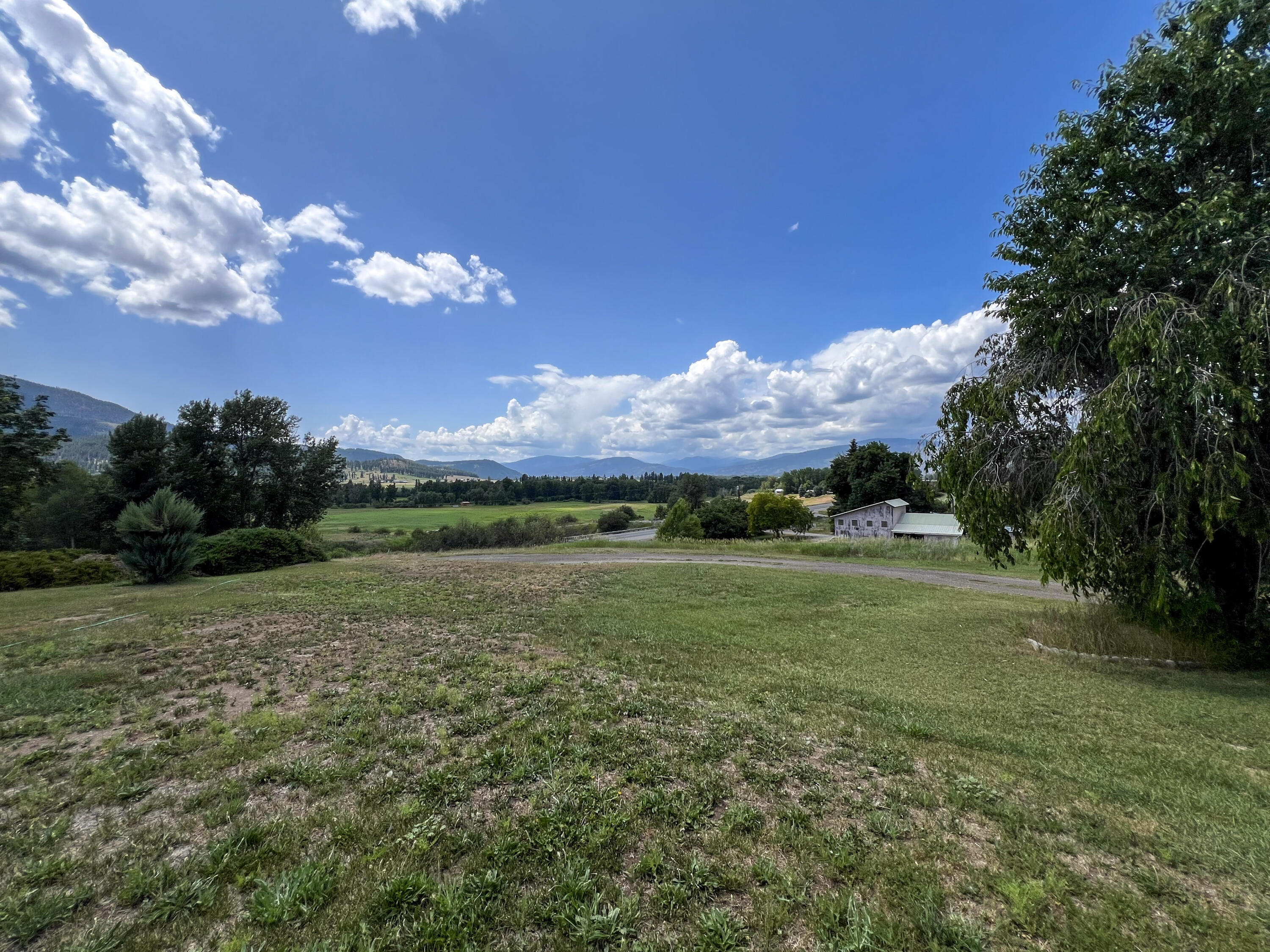 
                        Property photograph at
                        598 N HWY 395
                      