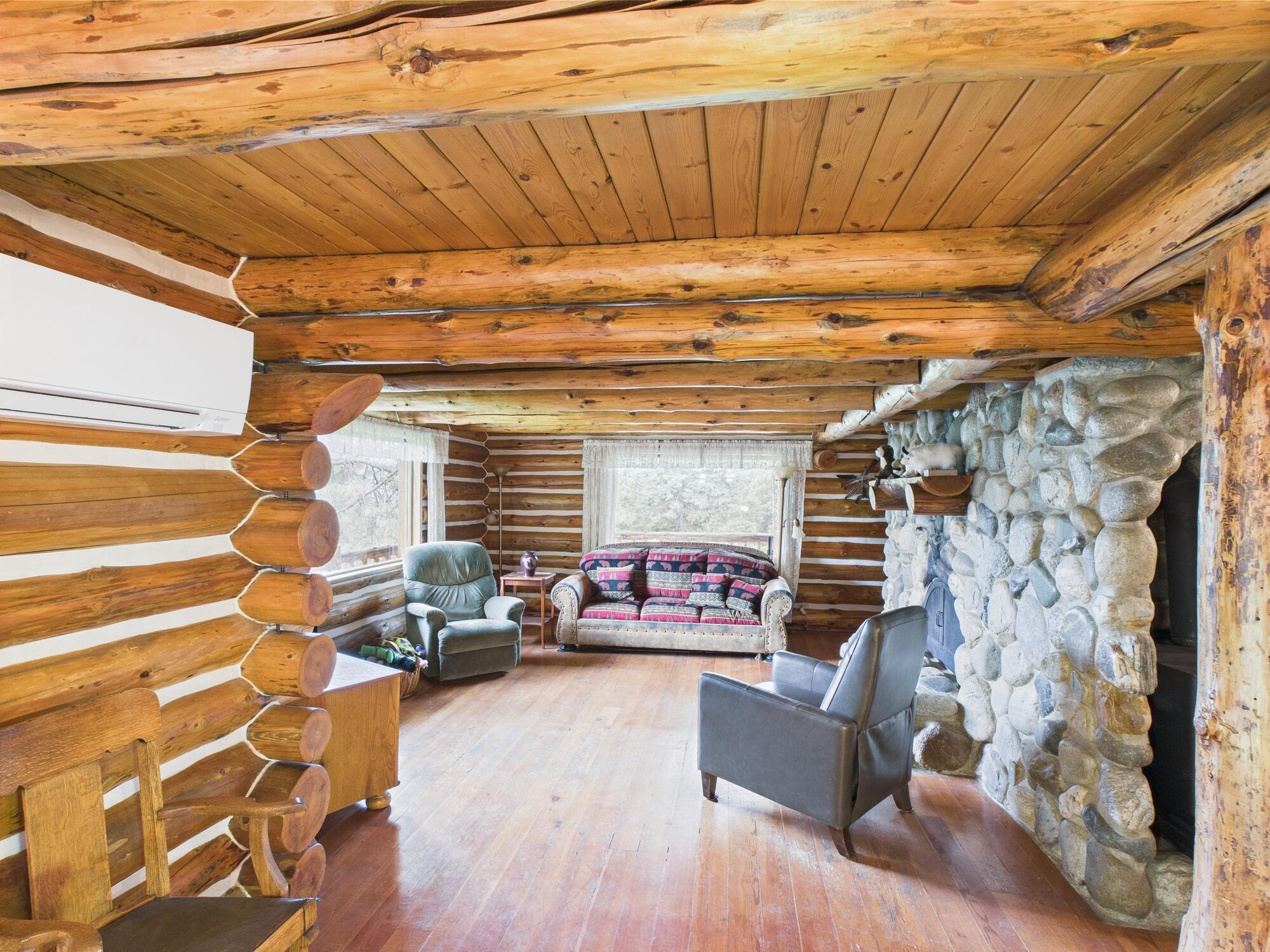 
                        Property photograph at
                        98 TALL TIMBER LN
                      
