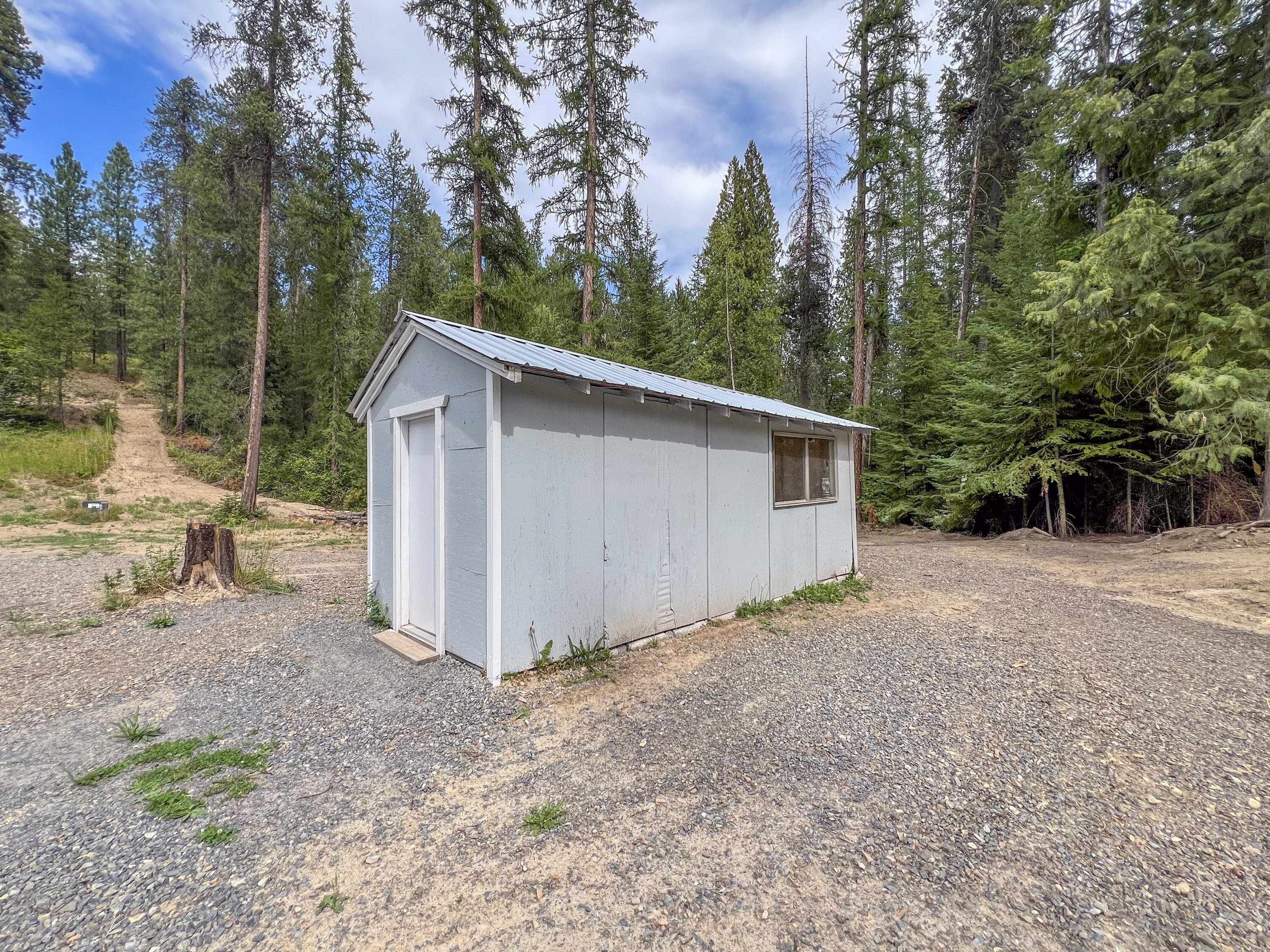 
                        Property photograph at
                        3402 LARKSPUR WAY
                      