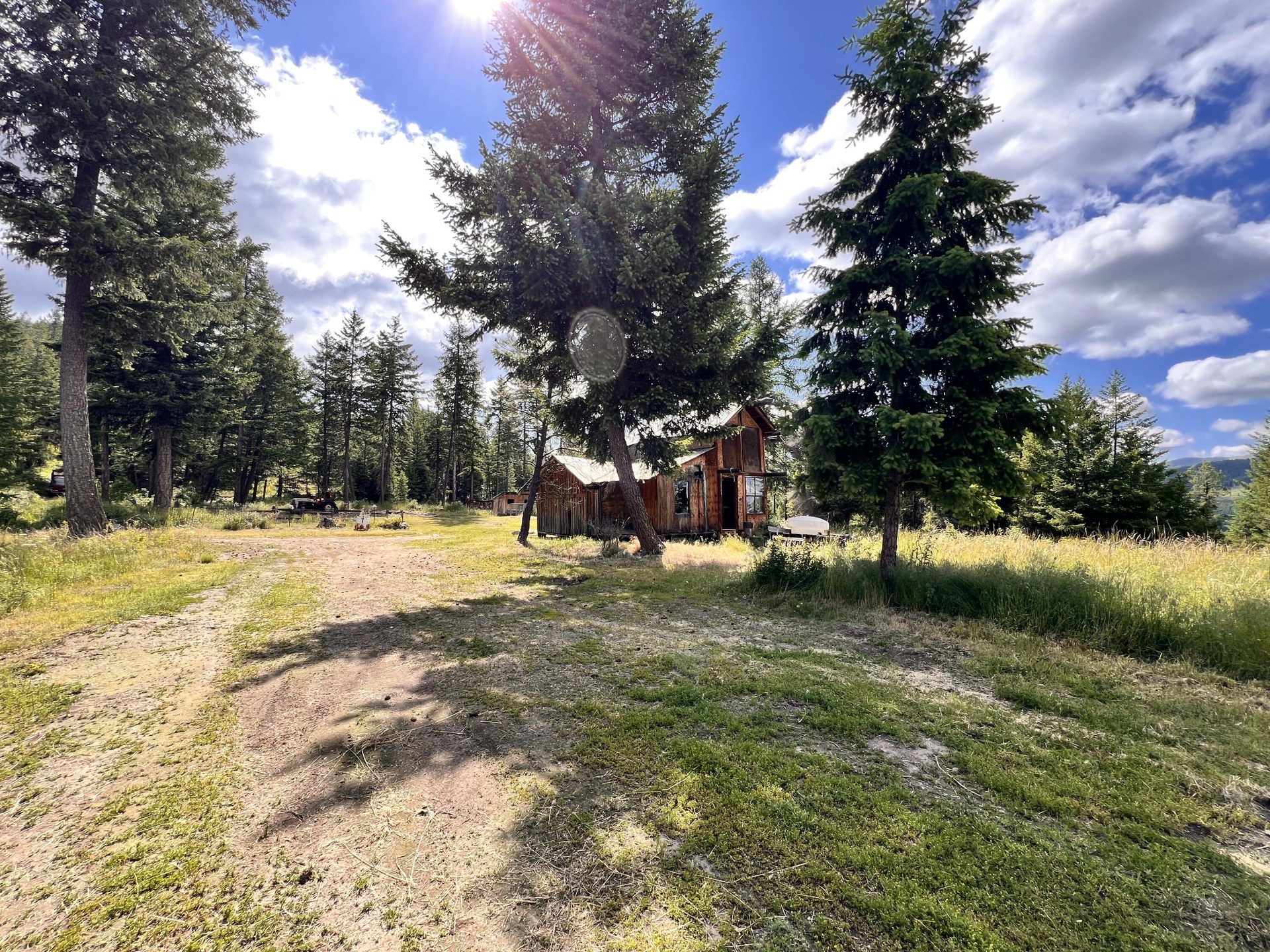 
                        Property photograph at
                        177 FIRST CREEK RD
                      