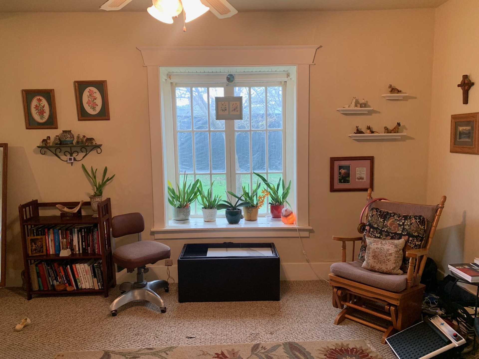 
                        Property photograph at
                        723 SUMMIT AVE
                      