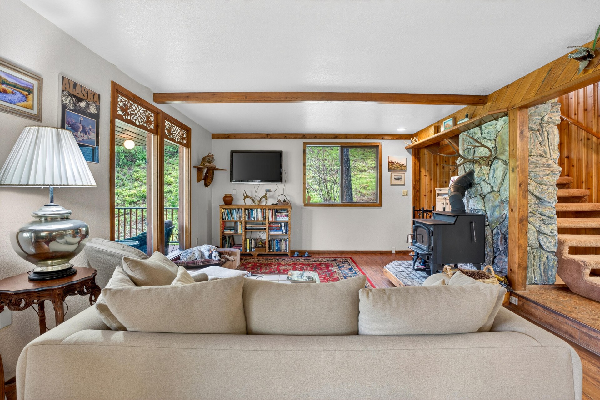 
                        Property photograph at
                        59 BISBEE CREEK LN
                      