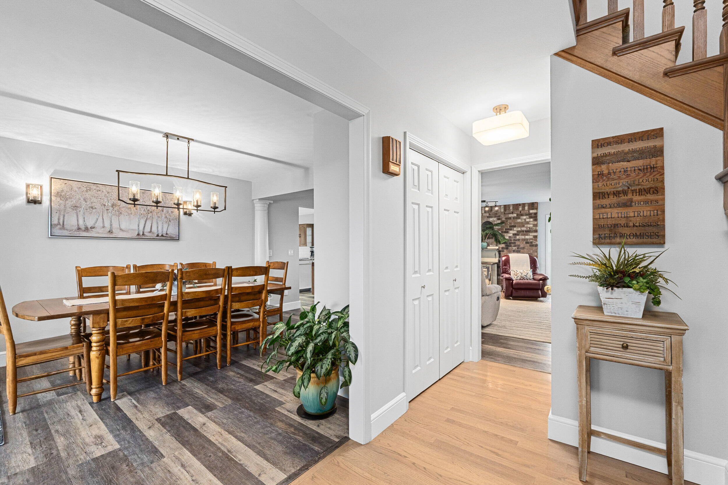 
                        Property photograph at
                        34462 COTTONWOOD CREEK RD E
                      