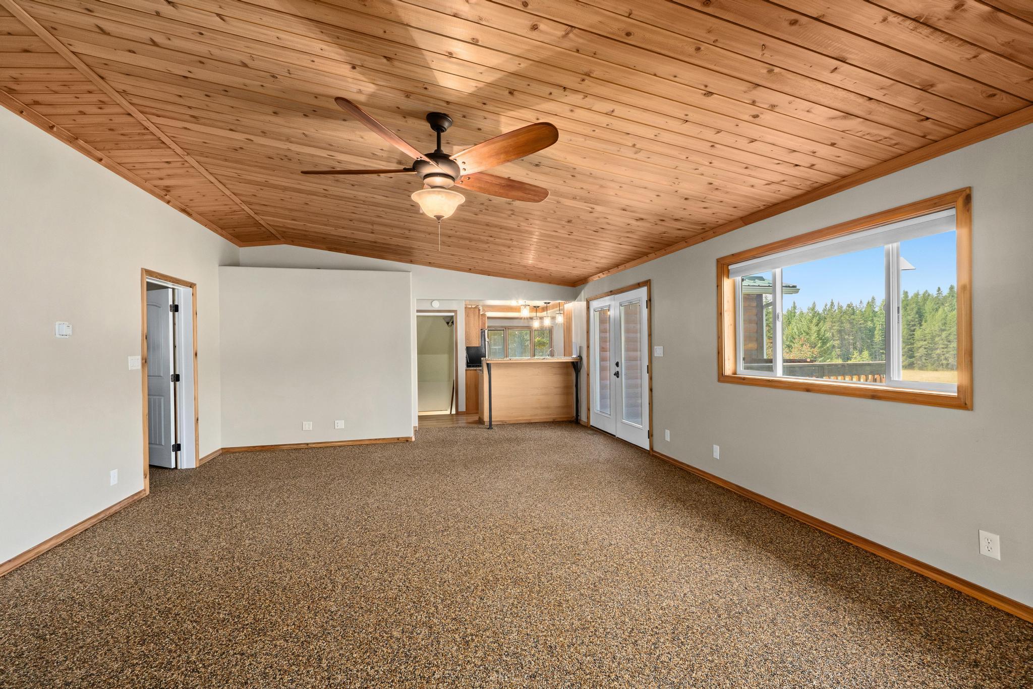 
                        Property photograph at
                        1381 LITTLE TWIN LAKES RD
                      