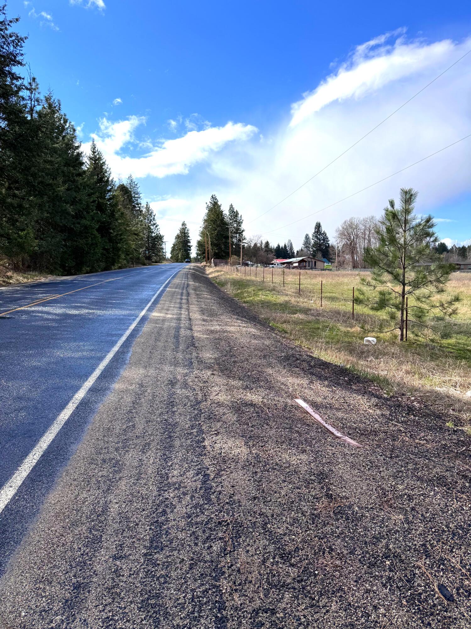 
                        Property photograph at
                        2XXX BLK E ELOIKA LAKE RD
                      