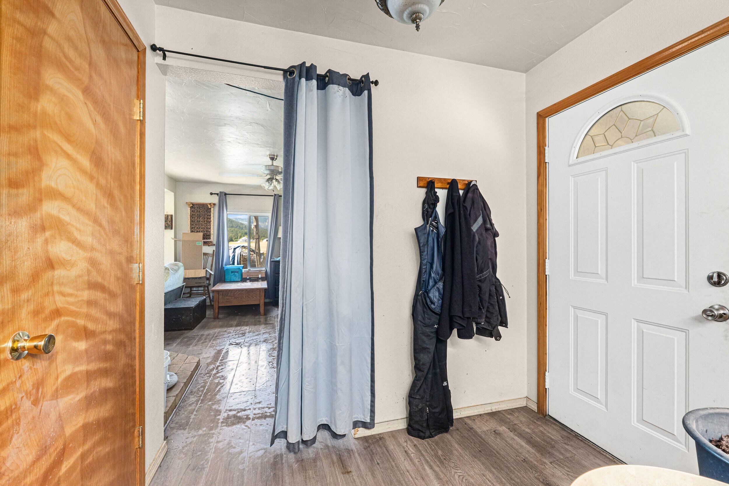 
                        Property photograph at
                        2083 MARBLE VALLEY-BASIN RD
                      