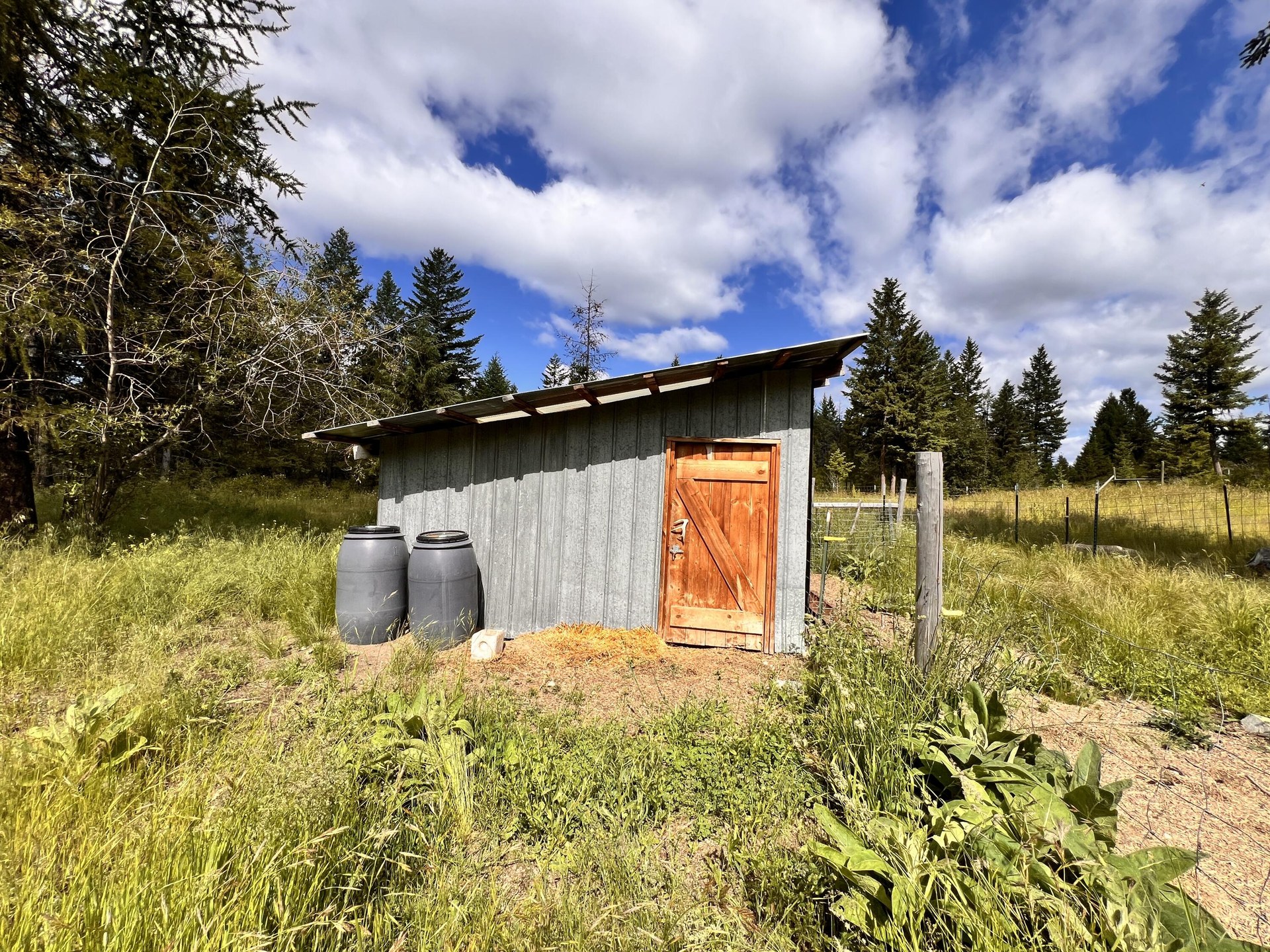 
                        Property photograph at
                        177 FIRST CREEK RD
                      