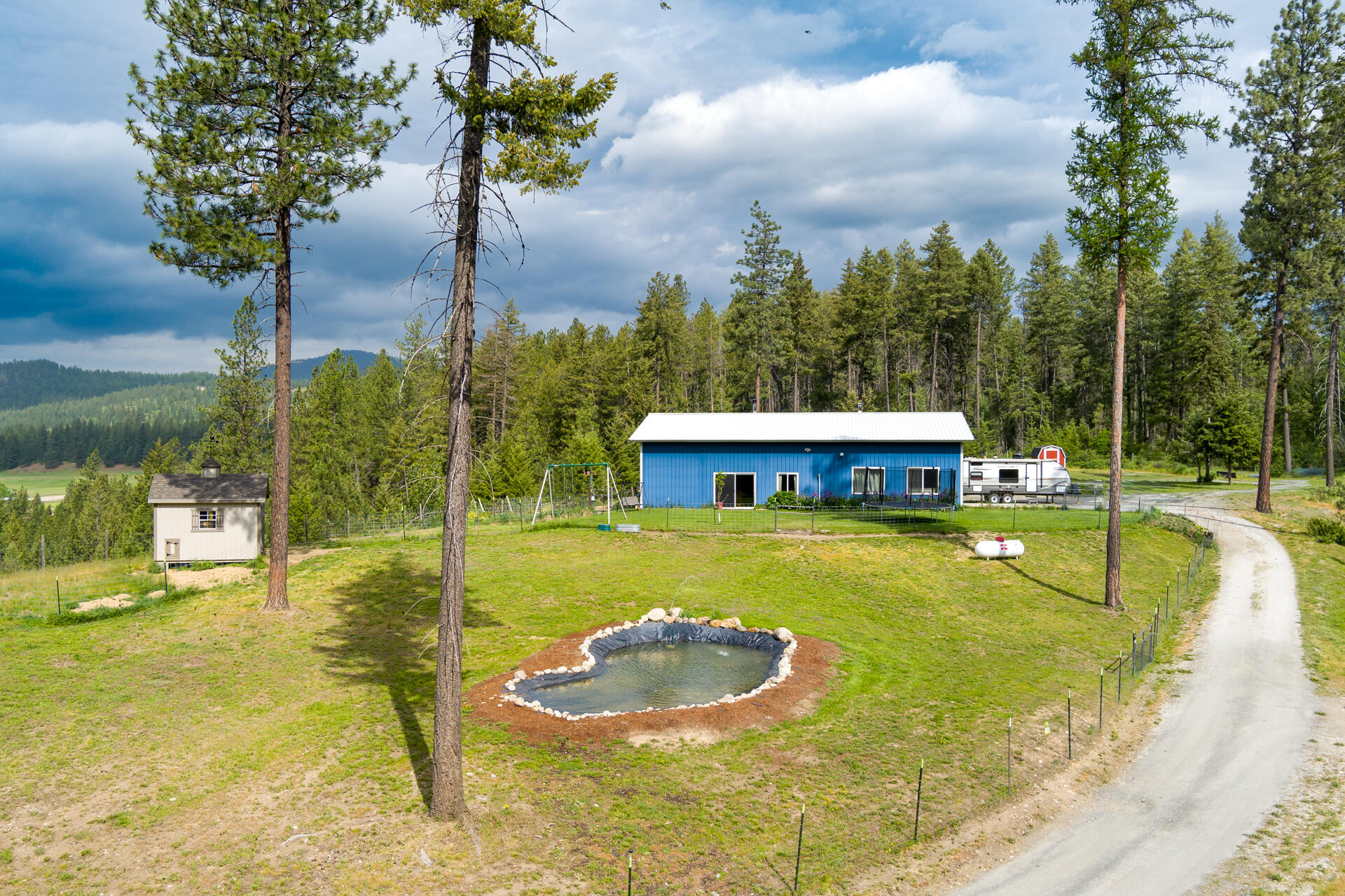
                        Property photograph at
                        2559 F UNITED COPPER MINE RD
                      