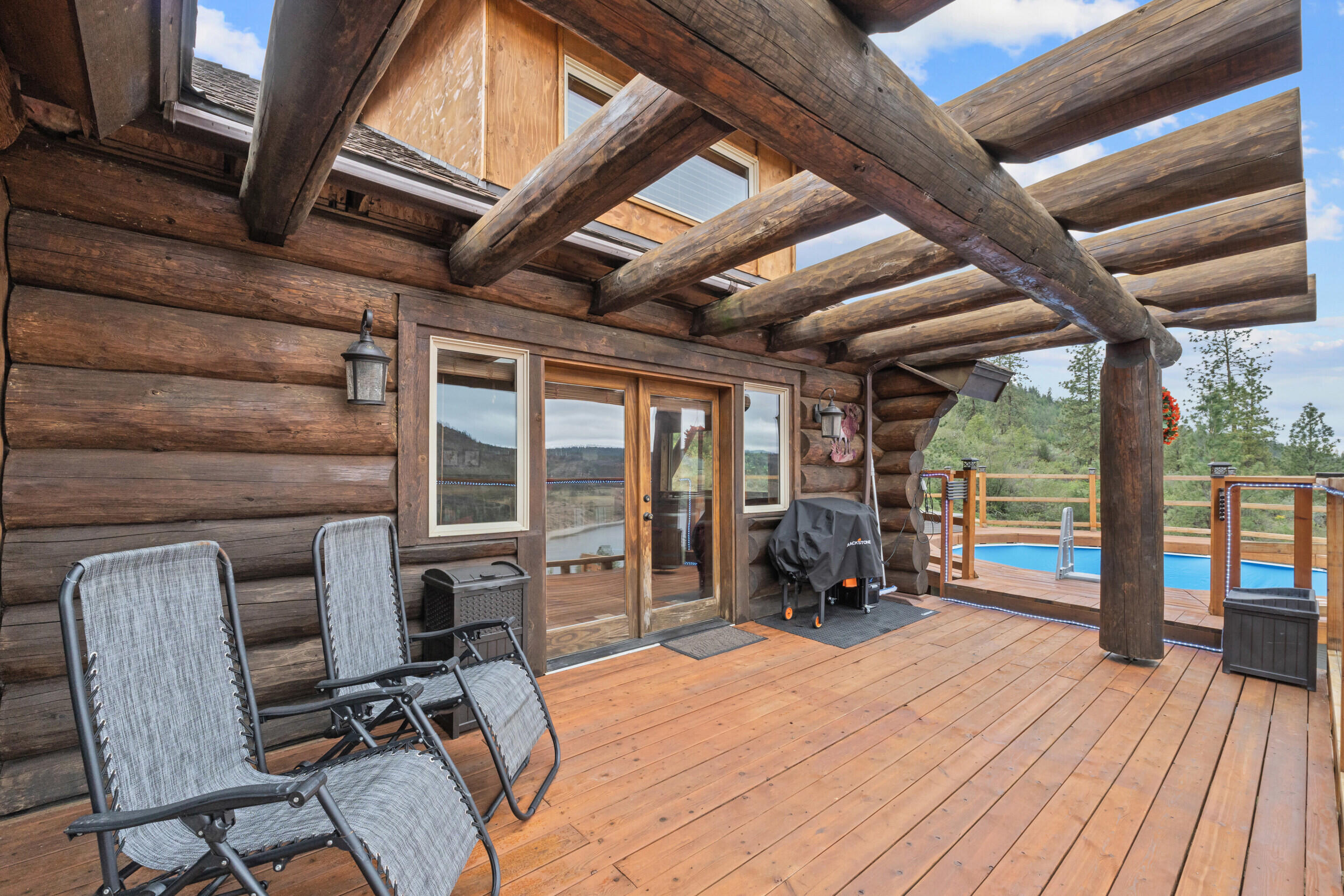 
                        Property photograph at
                        33905 WINTERWOOD LN E
                      