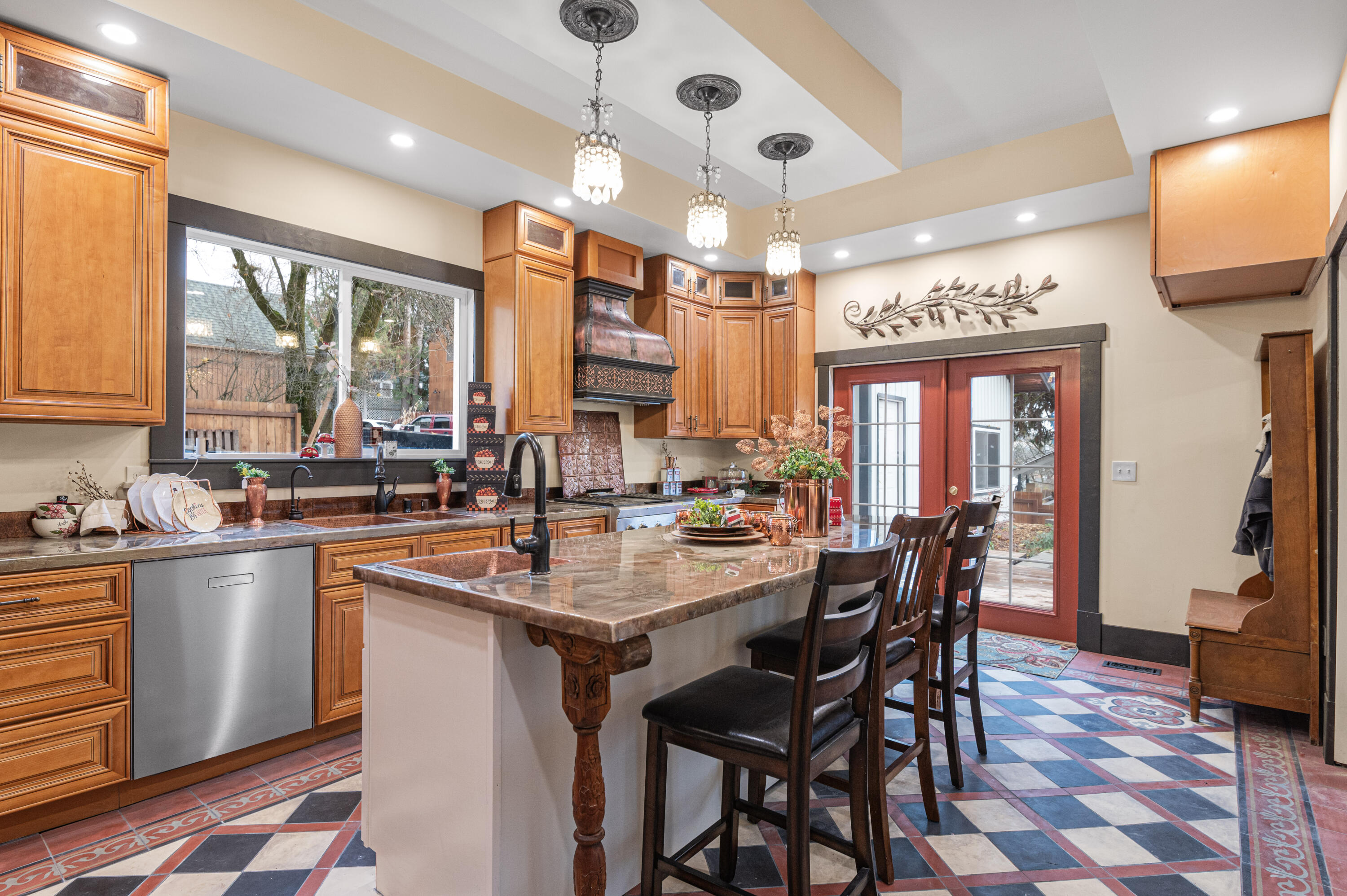 
                        Property photograph at
                        640 N ELM ST
                      