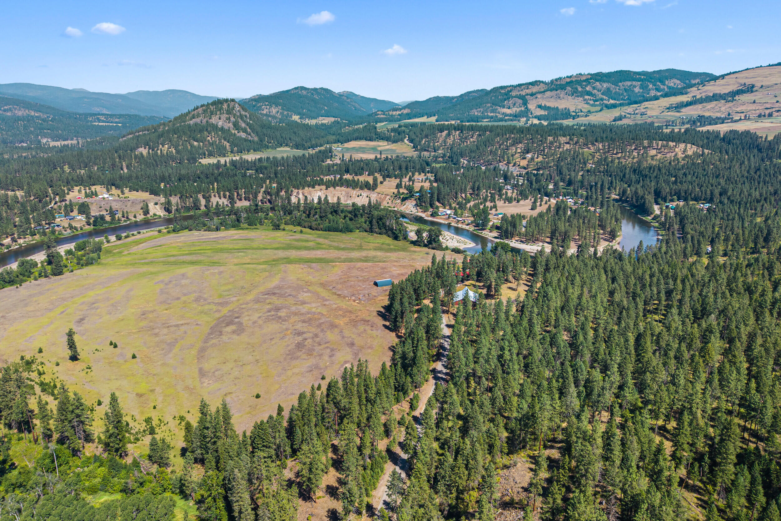 
                        Property photograph at
                        2339 KETTLE RIVER RD
                      