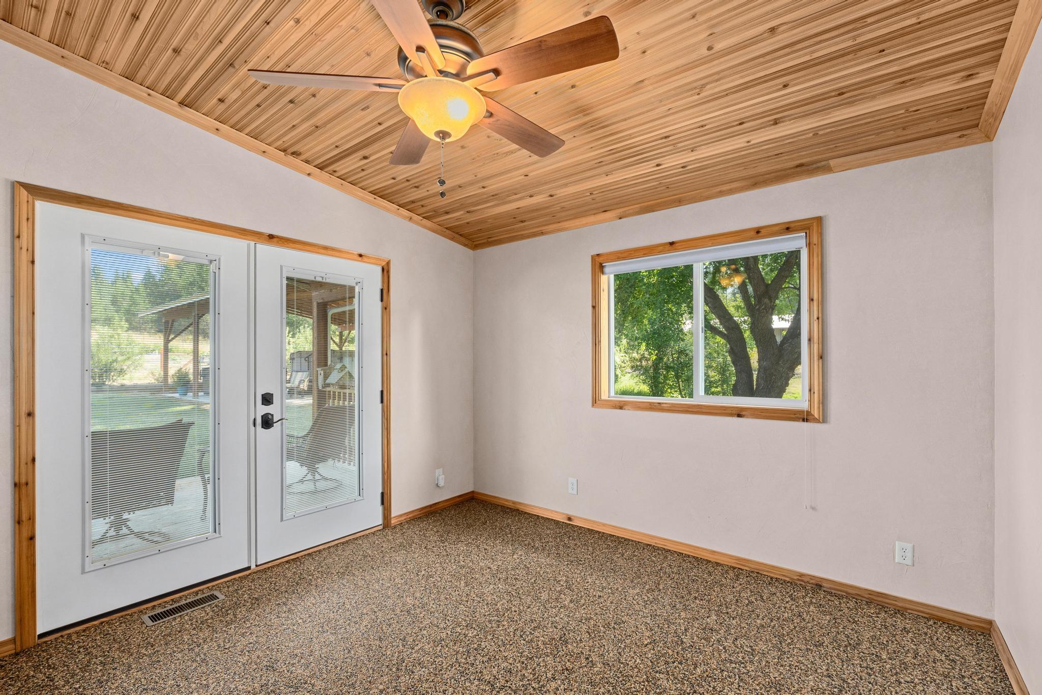 
                        Property photograph at
                        1381 LITTLE TWIN LAKES RD
                      