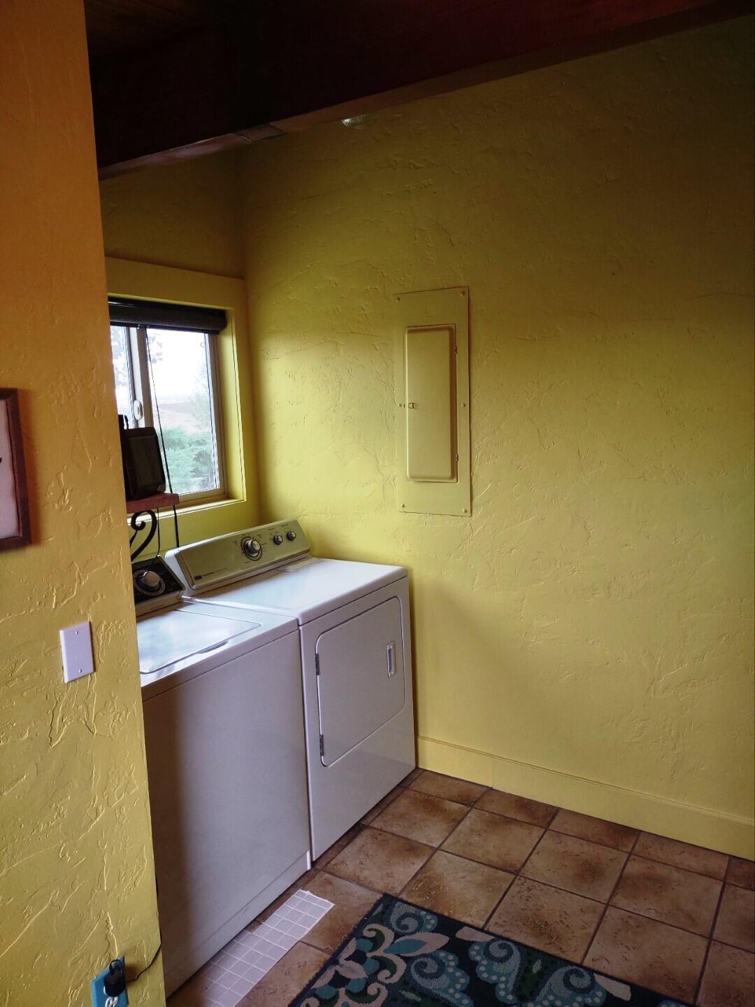 
                        Property photograph at
                        2175 W MCMANAMON RD
                      