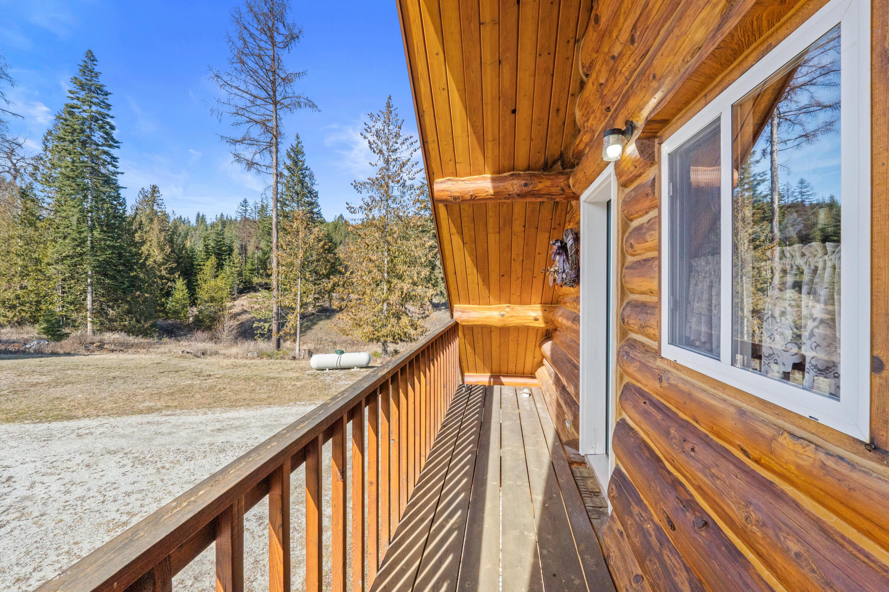 
                        Property photograph at
                        1114 N STOHR RD
                      