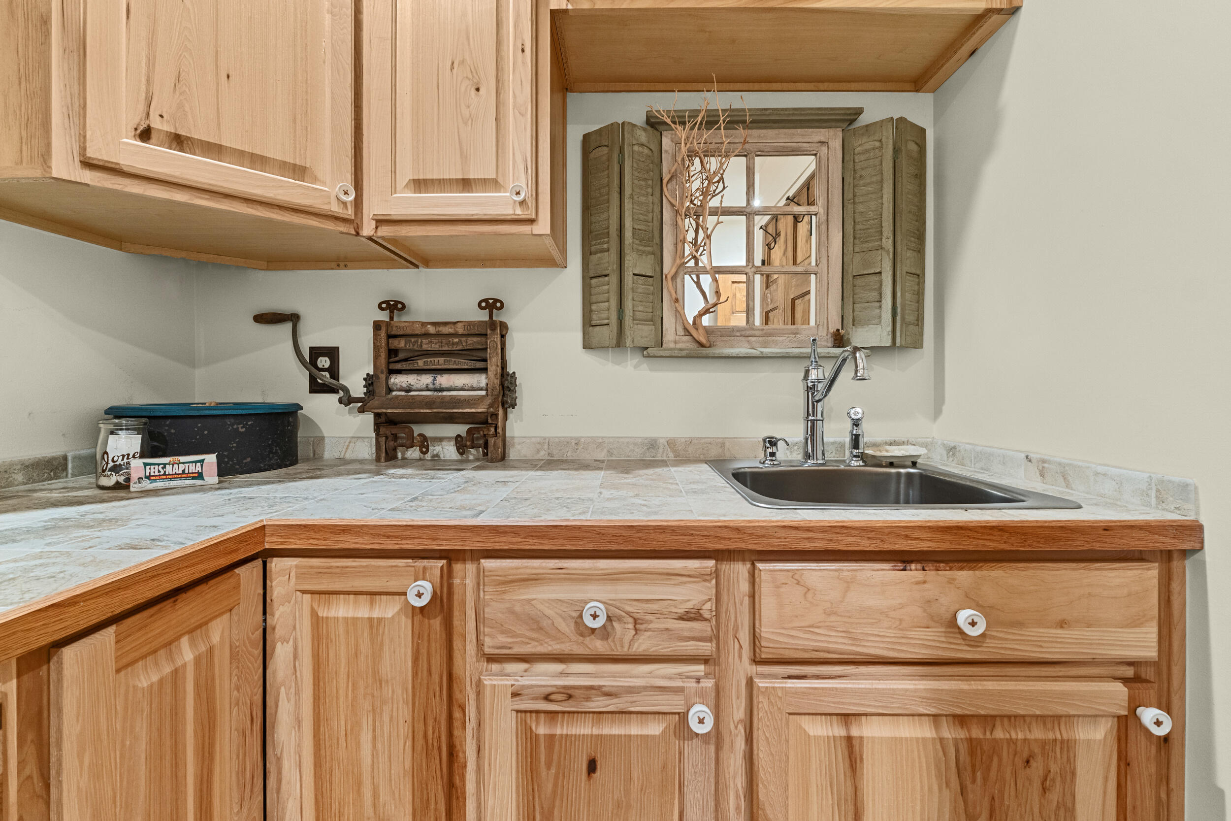 
                        Property photograph at
                        33905 WINTERWOOD LN E
                      