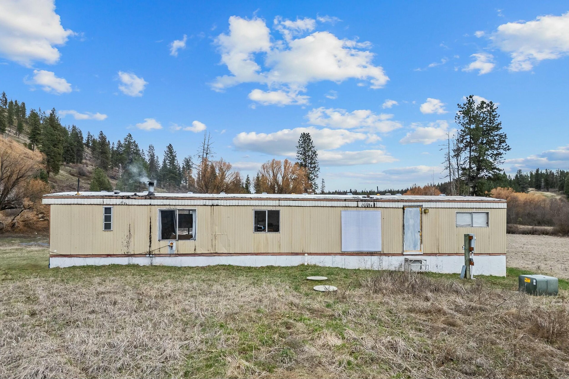 
                        Property photograph at
                        3032 WRIGHTS VALLEY RD
                      