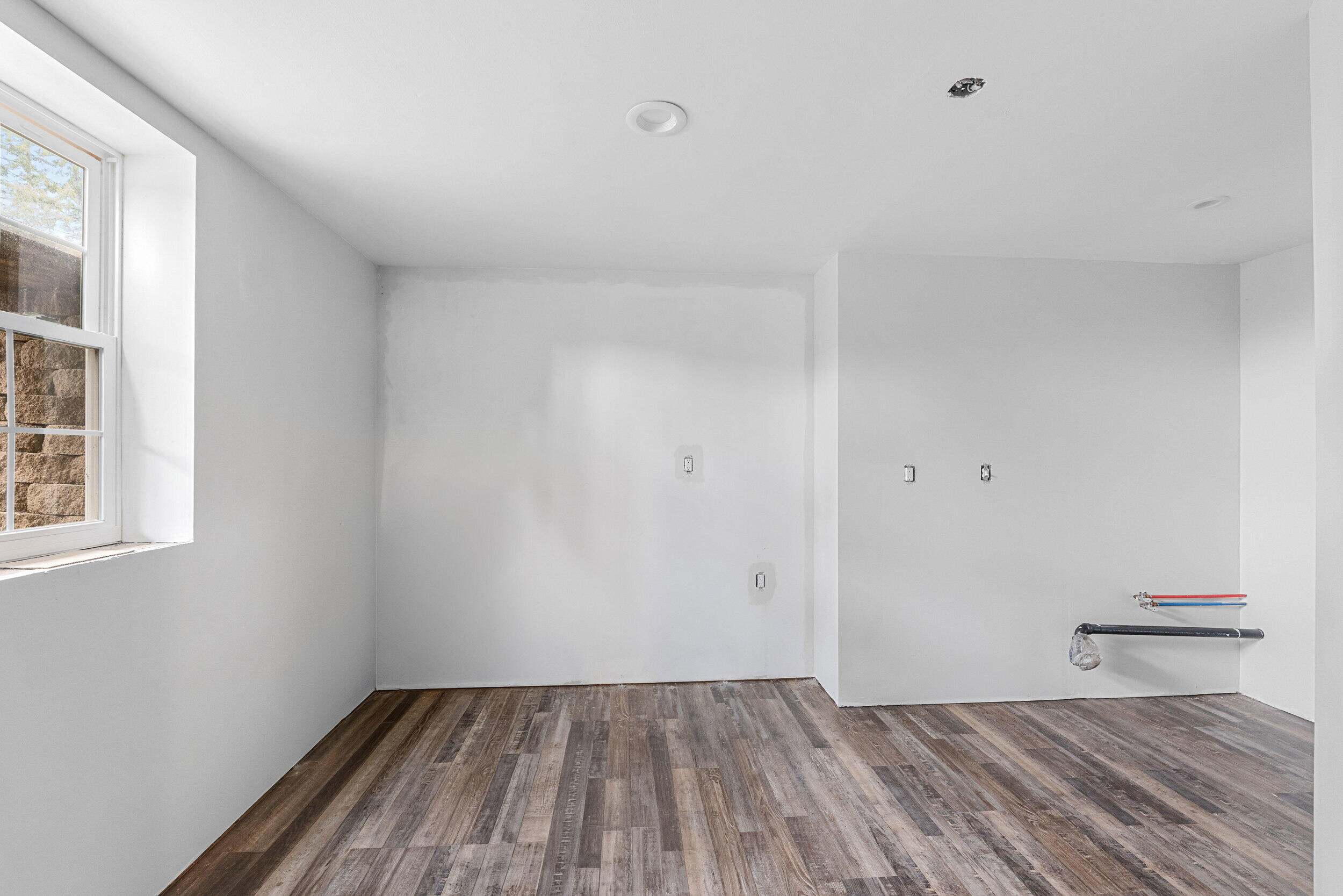 
                        Property photograph at
                        2852 HORSESHOE LAKE RD
                      