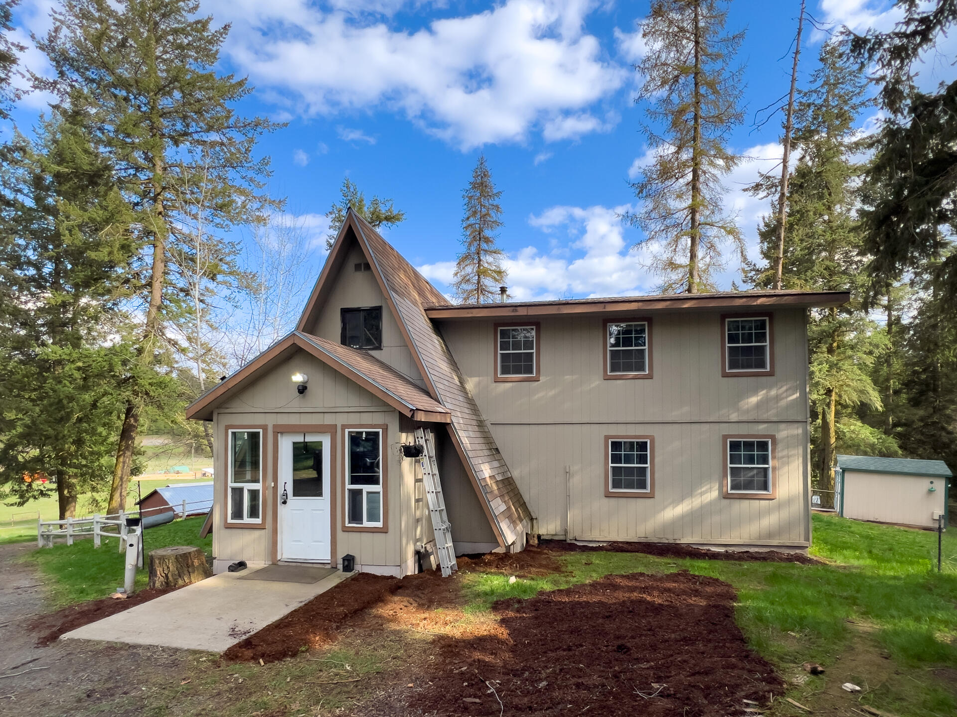 
                        Property photograph at
                        2063-A MARBLE VALLEY BASIN RD
                      