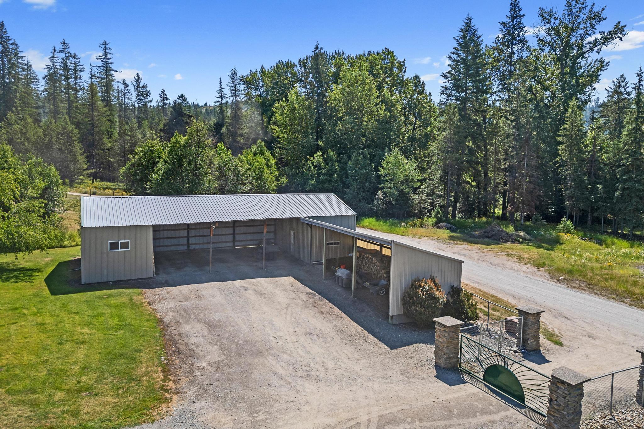 
                        Property photograph at
                        1381 LITTLE TWIN LAKES RD
                      
