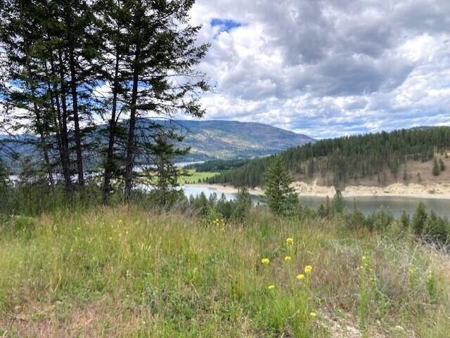 
                        Property photograph at
                        1381 #B HWY 25 S
                      
