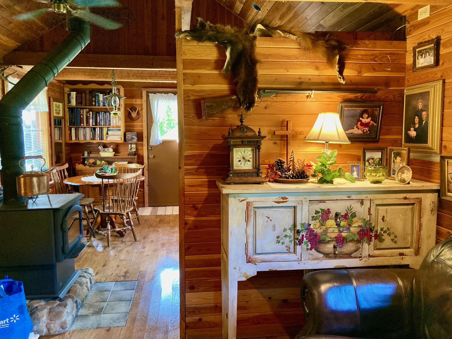 
                        Property photograph at
                        1496 Q HIGHWAY 20 E
                      