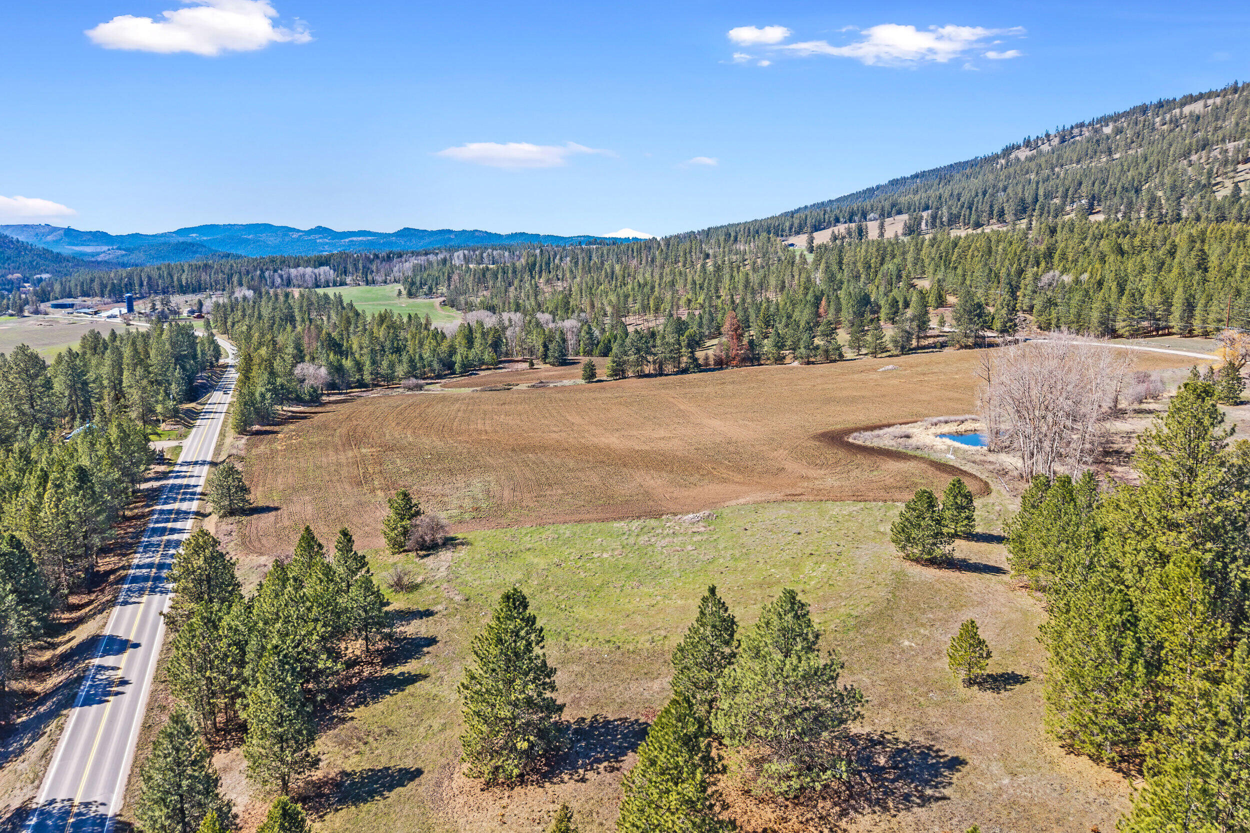 
                        Property photograph at
                        2068 ADDY-GIFFORD RD
                      