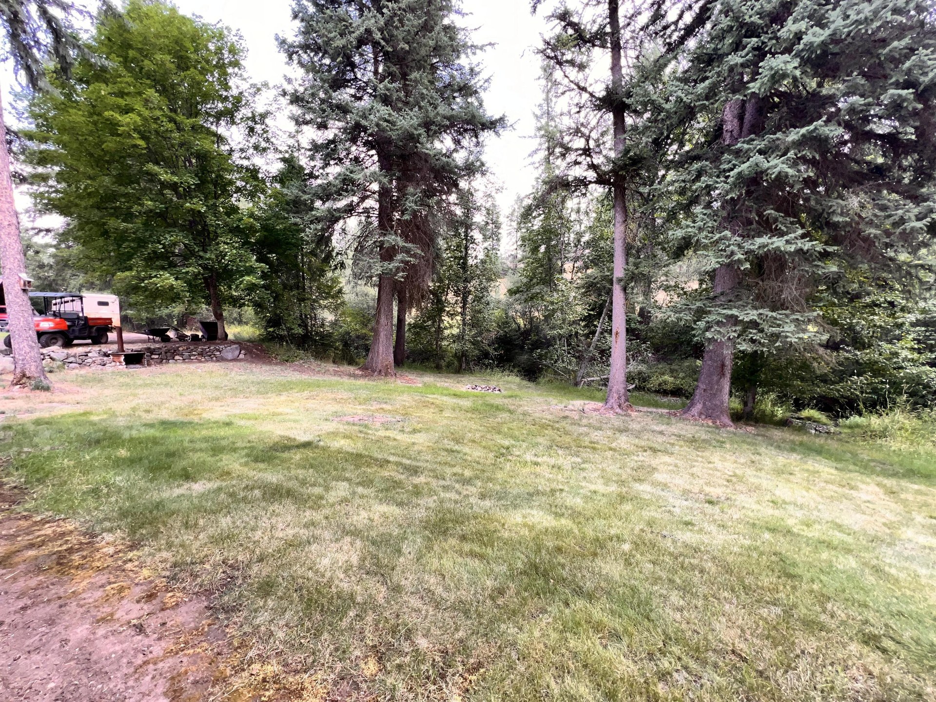 
                        Property photograph at
                        5 VISTA DR
                      