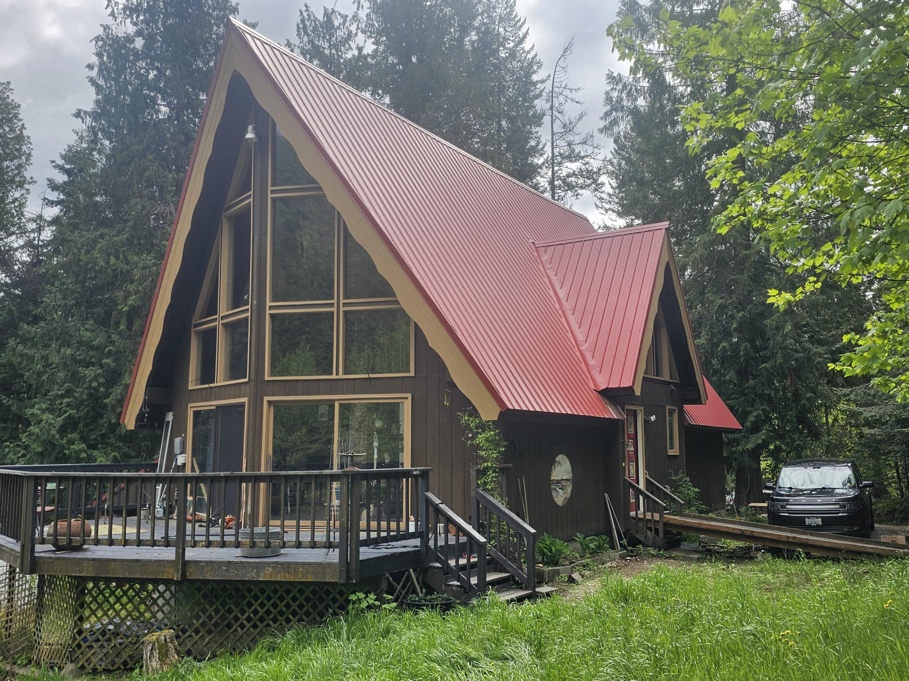 
            Exterior of
            398462 HIGHWAY 20
          