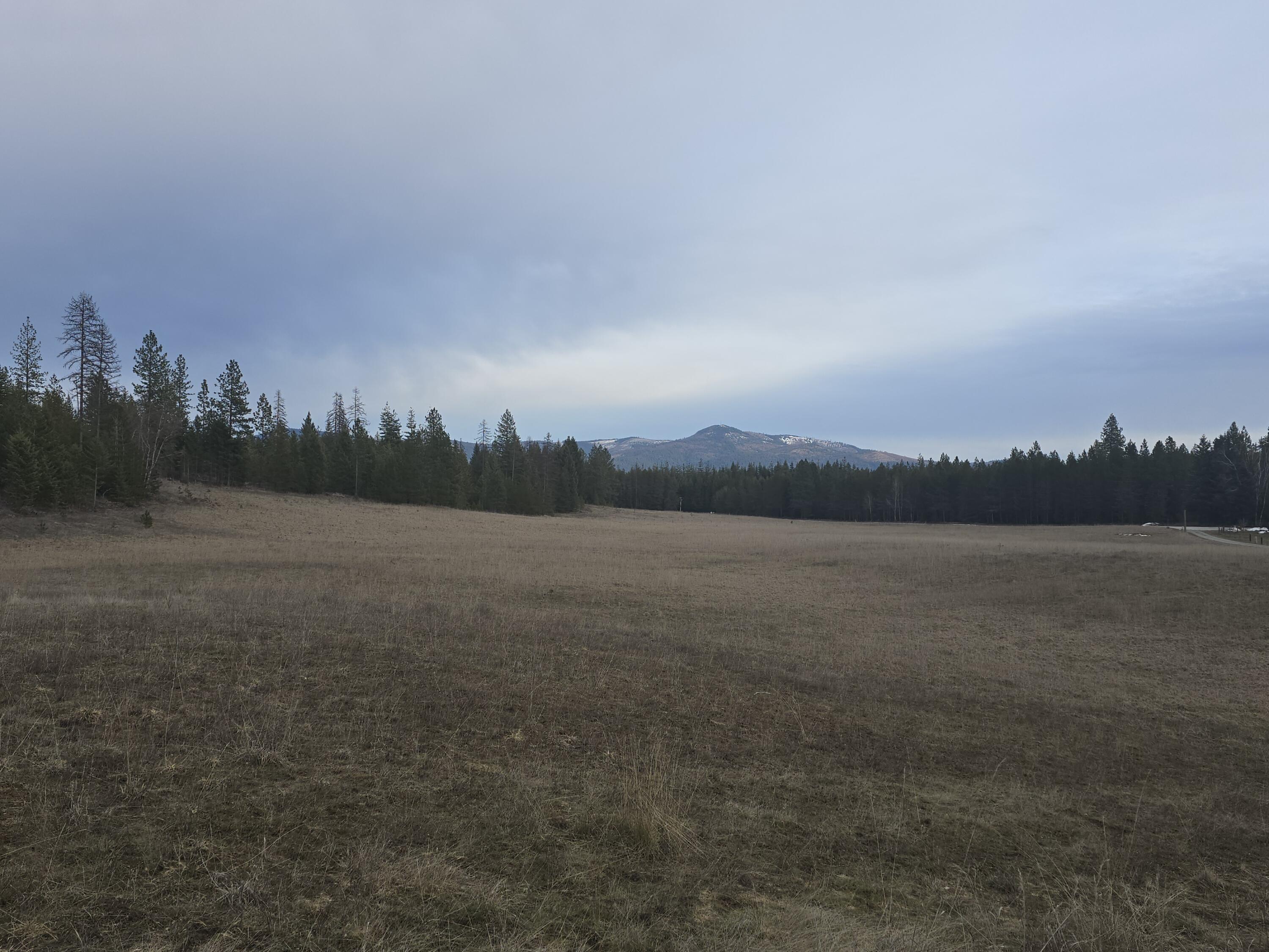 
                        Property photograph at
                        1114 N STOHR RD
                      