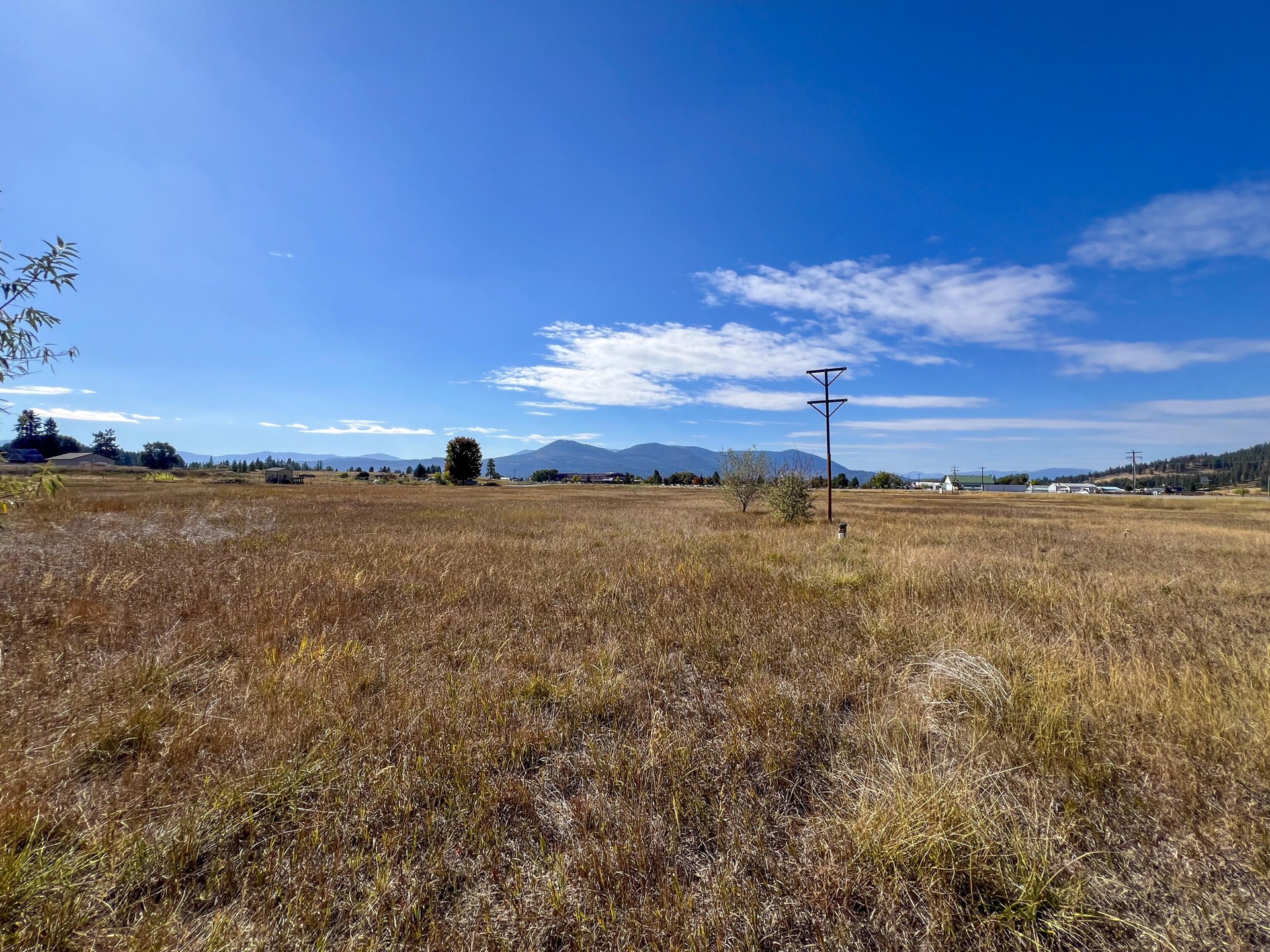 
                        Property photograph at
                        170 - TBD E HWY 20
                      