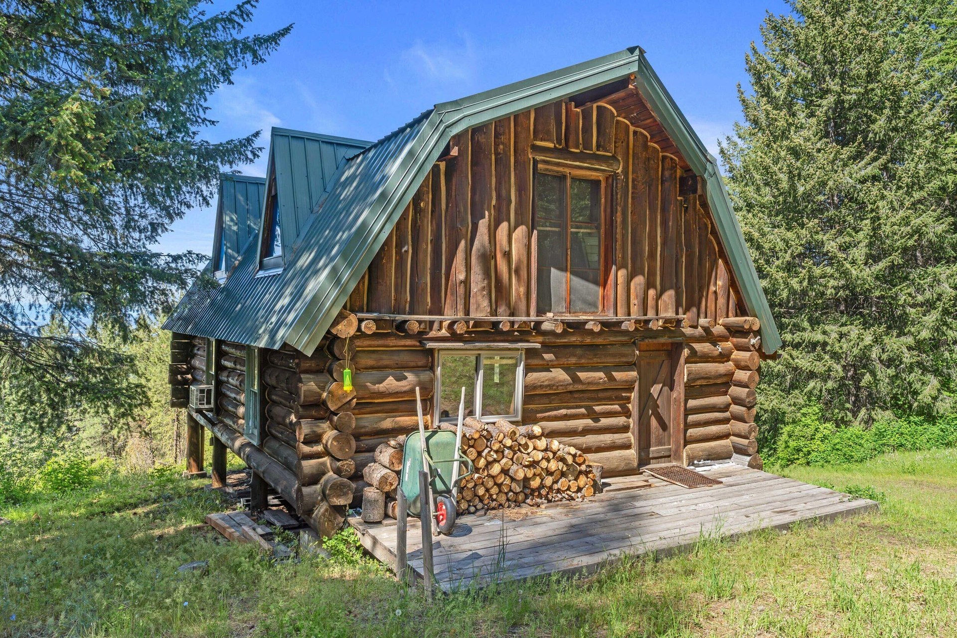 
                        Property photograph at
                        41XX BISSEL RD
                      