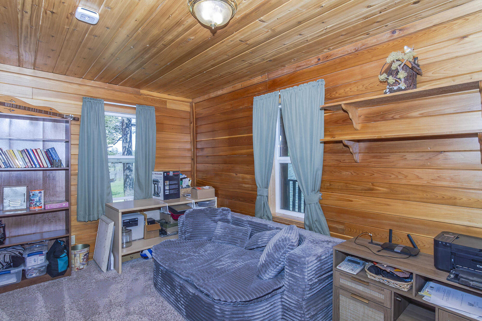 
                        Property photograph at
                        798 BARZEE RD
                      