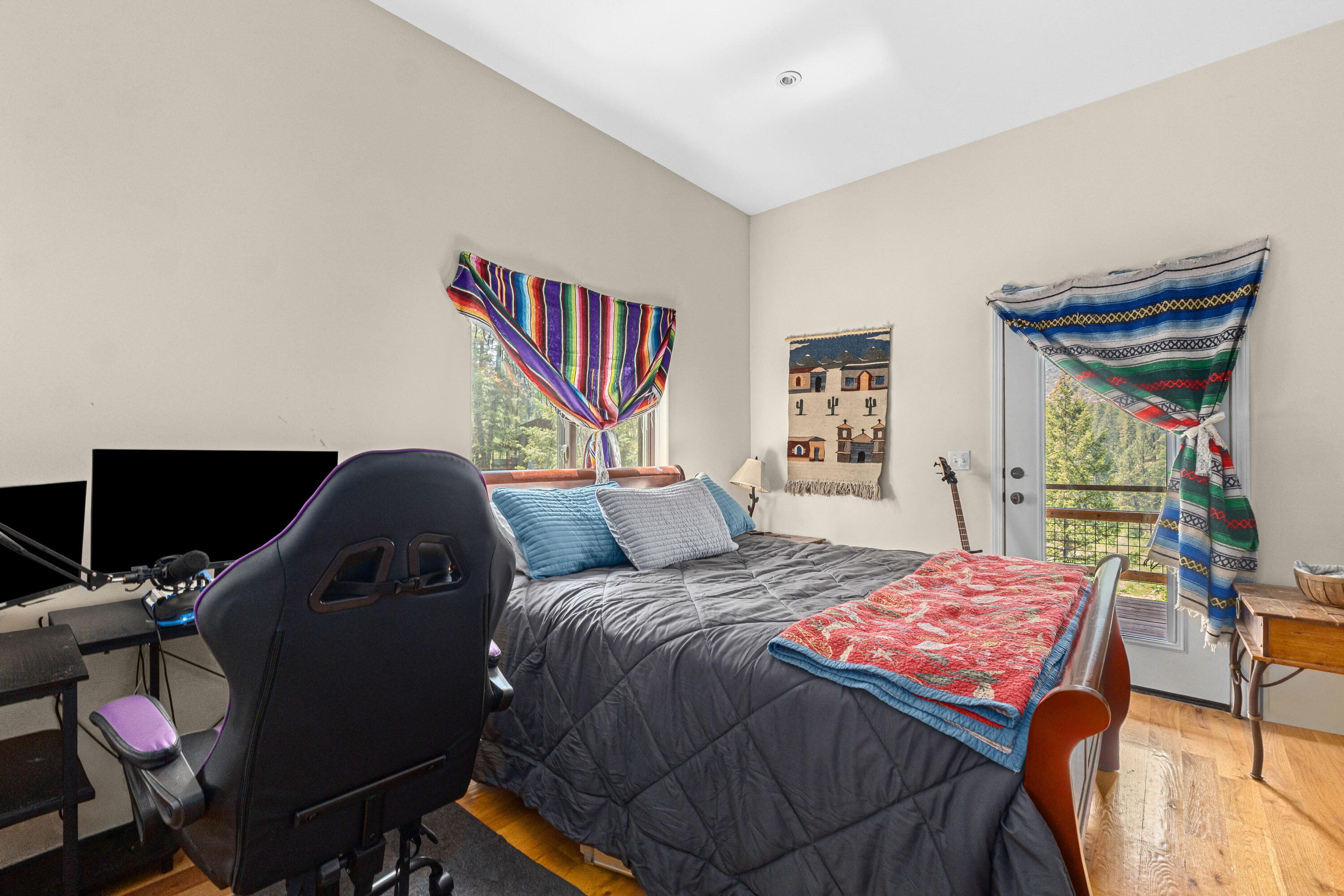 
                        Property photograph at
                        3733 V SAND CREEK RD
                      