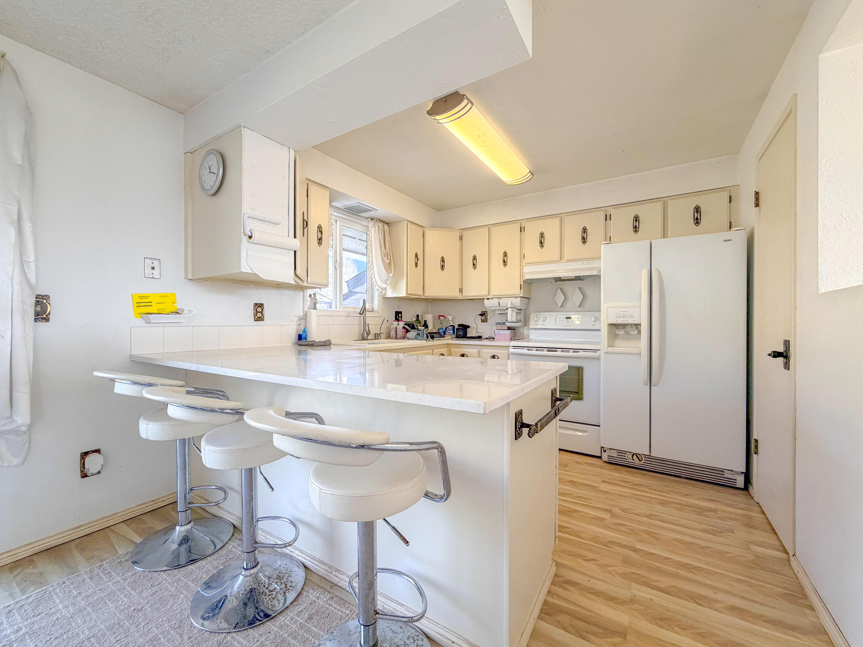 
                        Property photograph at
                        598 N HWY 395
                      